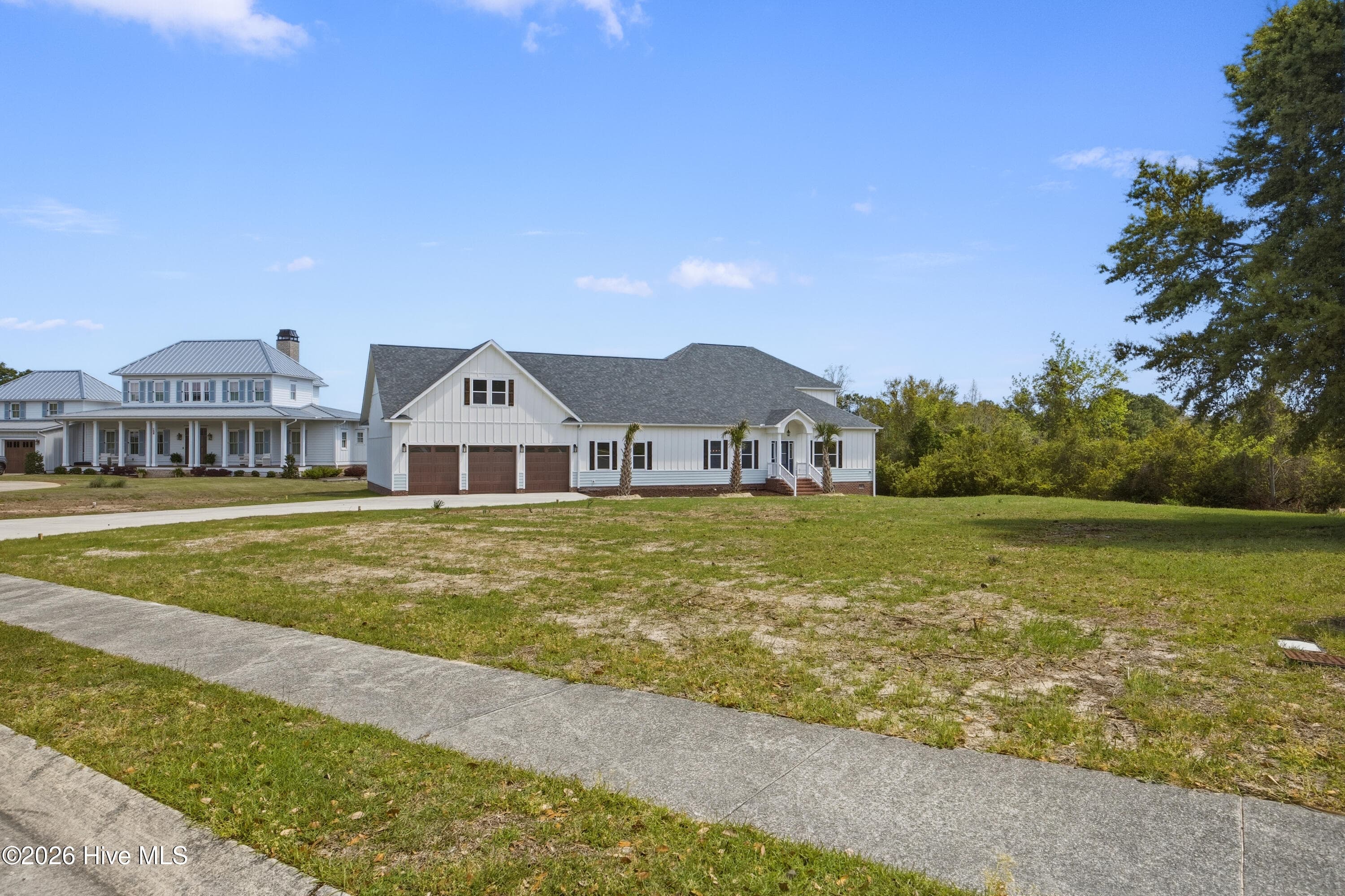 Single Family Residence at 106 Elizabeth Way Court, Swansboro, NC 28584, photo 14 of 63