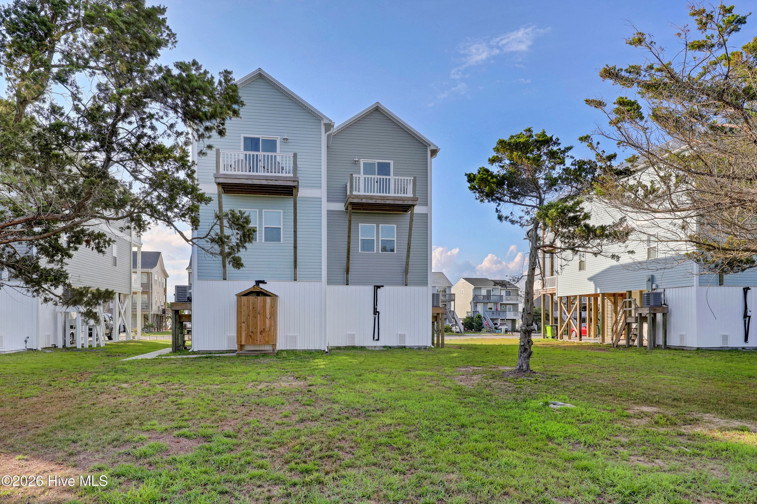 Townhouse at 144 Sea Gull Lane 6b, North Topsail Beach, NC 28460, photo 31 of 32