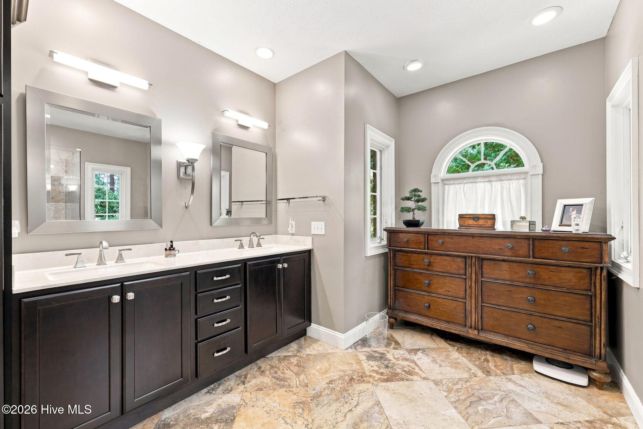 Single Family Residence at 39 Devon Drive, Pinehurst, NC 28374, photo 14 of 59
