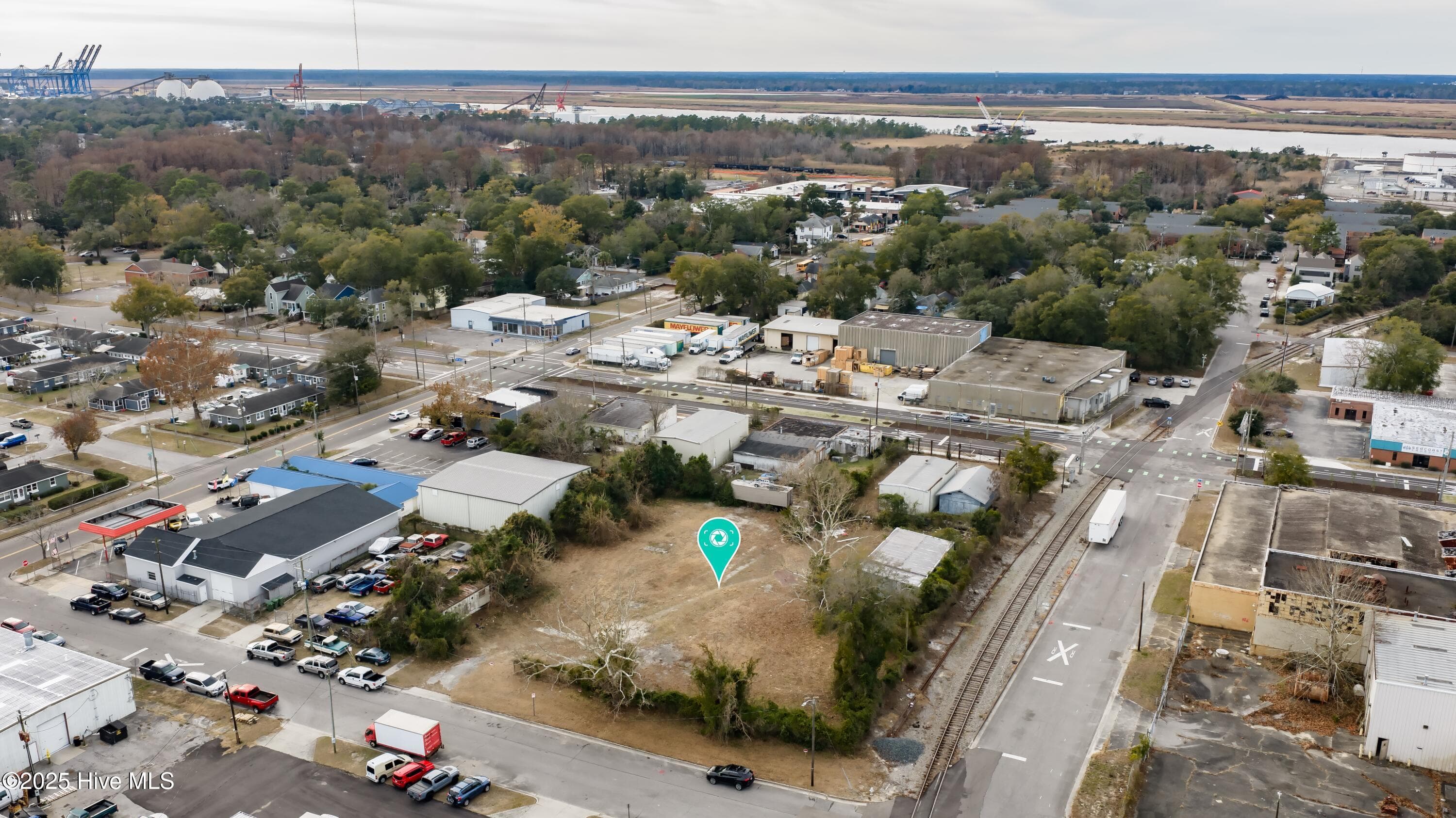 Mixed Use at 1403 S 5th Avenue, Wilmington, NC 28401, photo 10 of 27