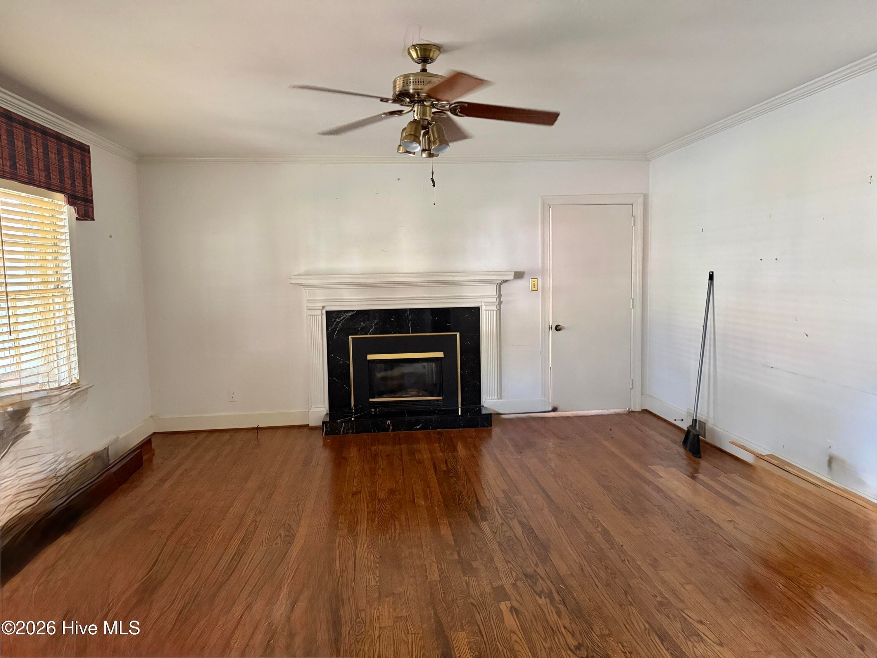 Single Family Residence at 1202 Ruffin Terrace, Kinston, NC 28504, photo 3 of 30