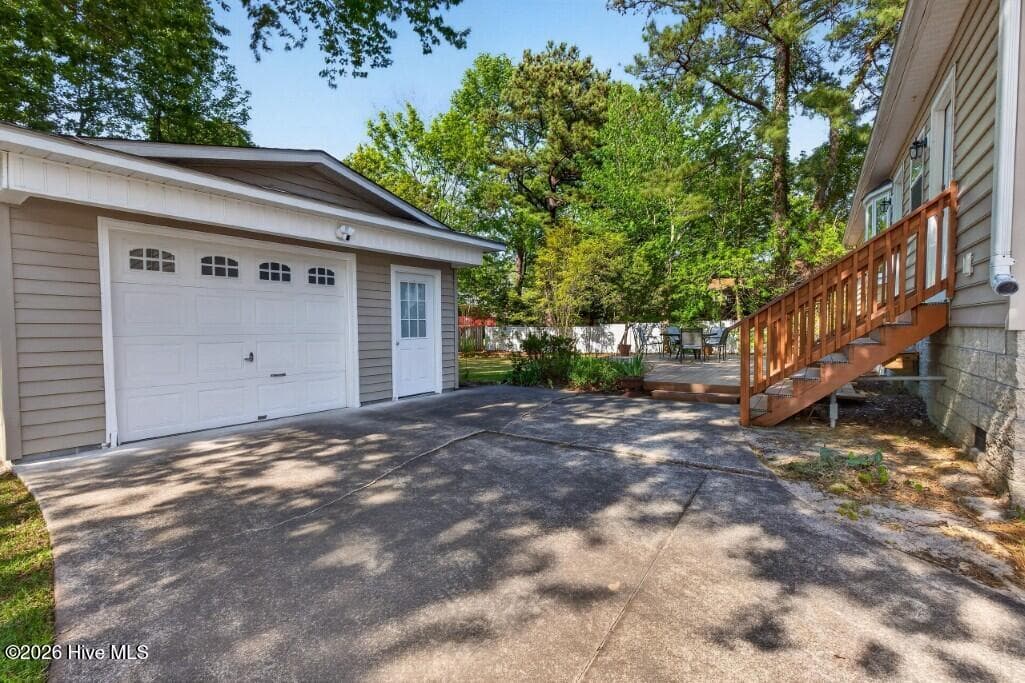 Single Family Residence at 106 Portside Lane, New Bern, NC 28562, photo 6 of 6