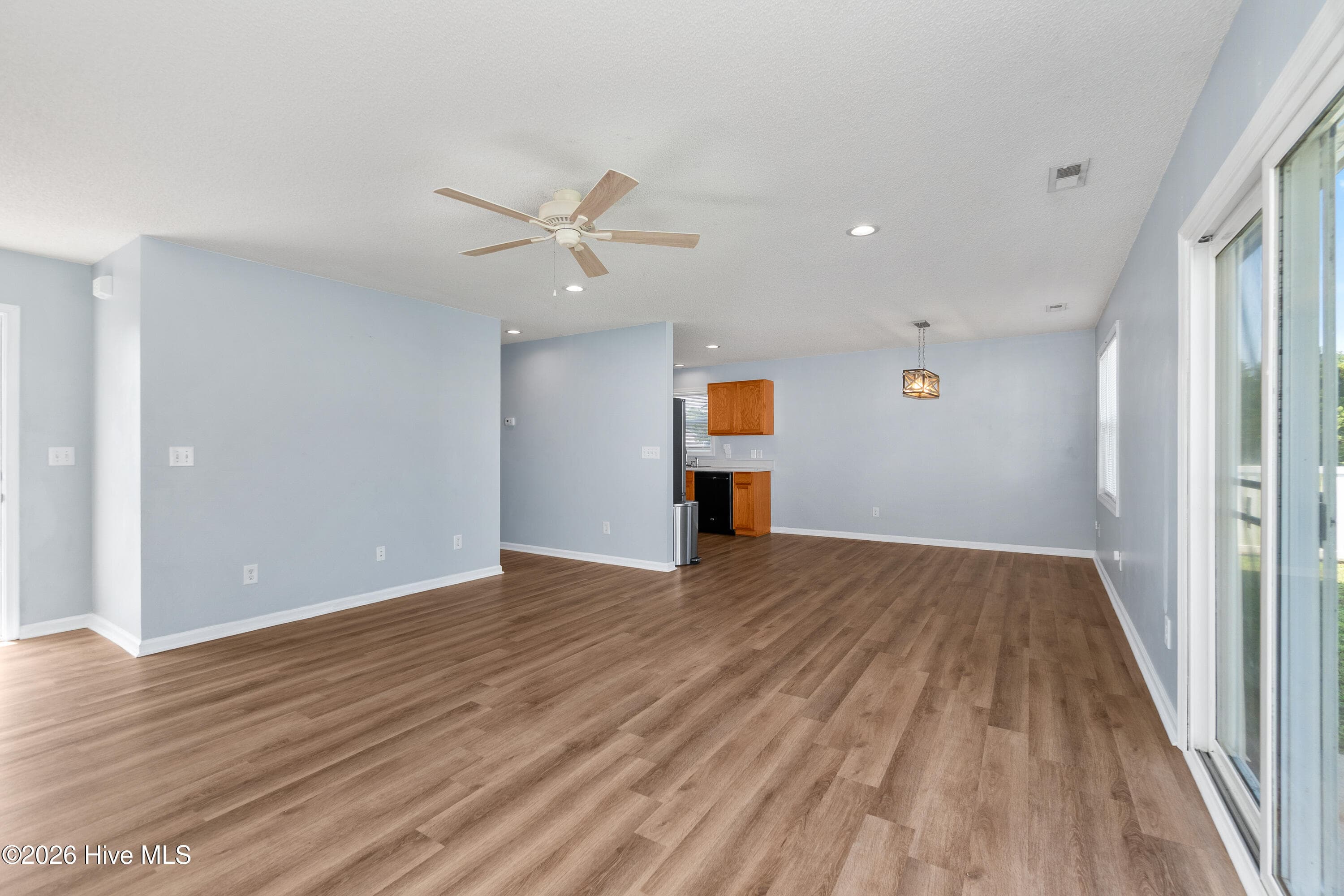 Single Family Residence at 105 Raintree Run, Elizabeth City, NC 27909, photo 12 of 48