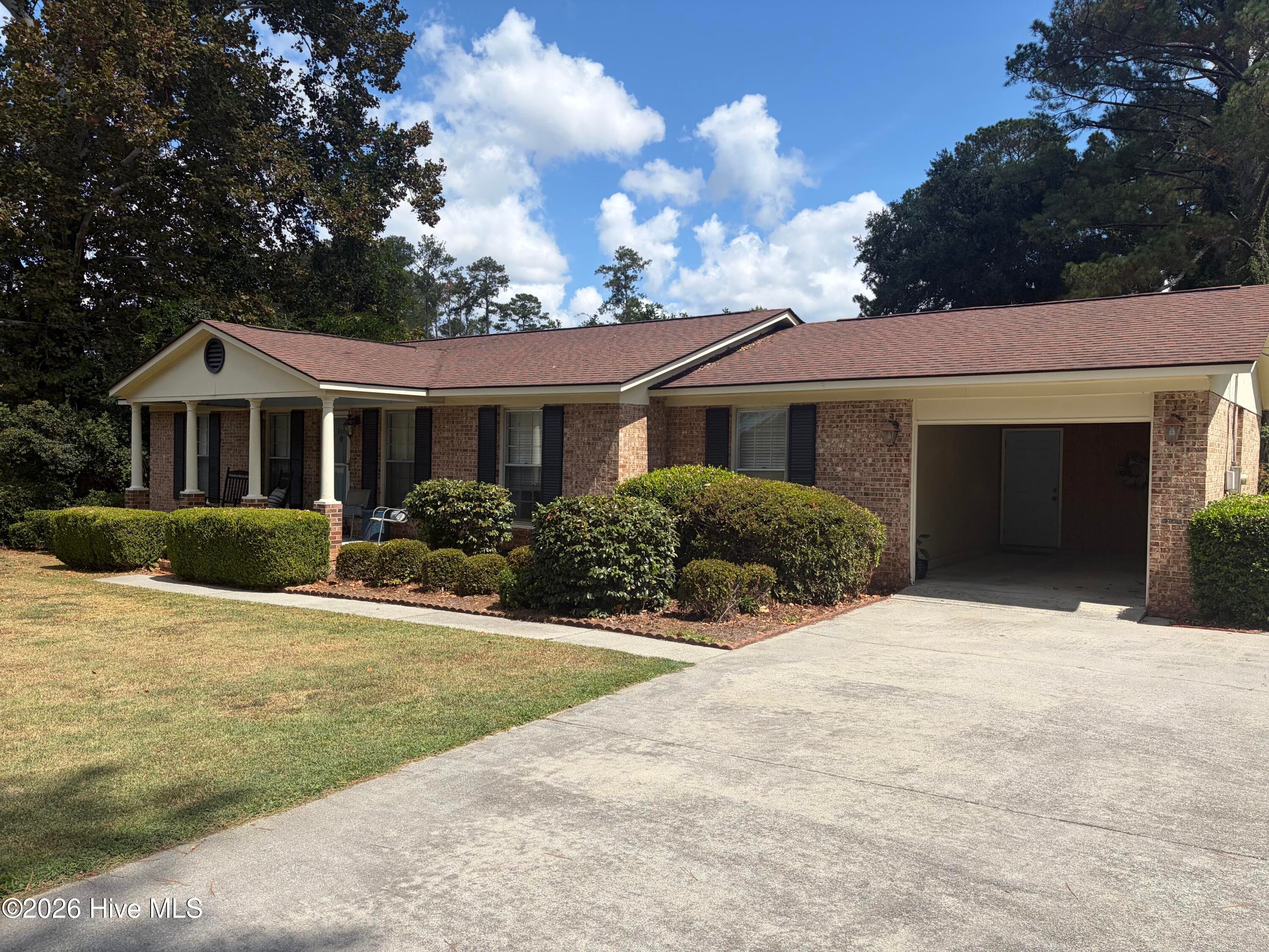 Single Family Residence at 500 Guill Street, Thomson, GA 30824, photo 3 of 17