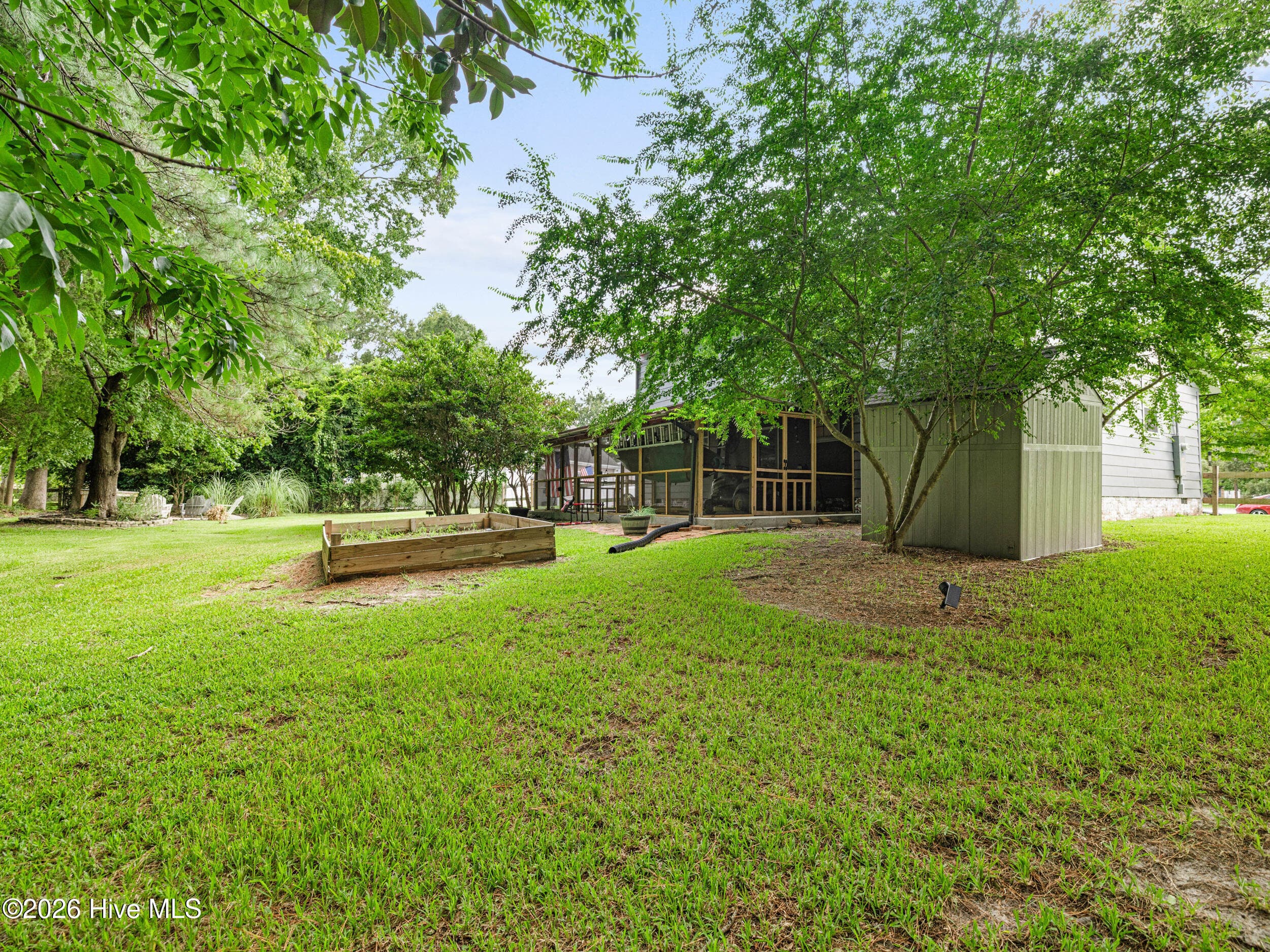 Single Family Residence at 1408 Cando Place, Jacksonville, NC 28540, photo 12 of 41