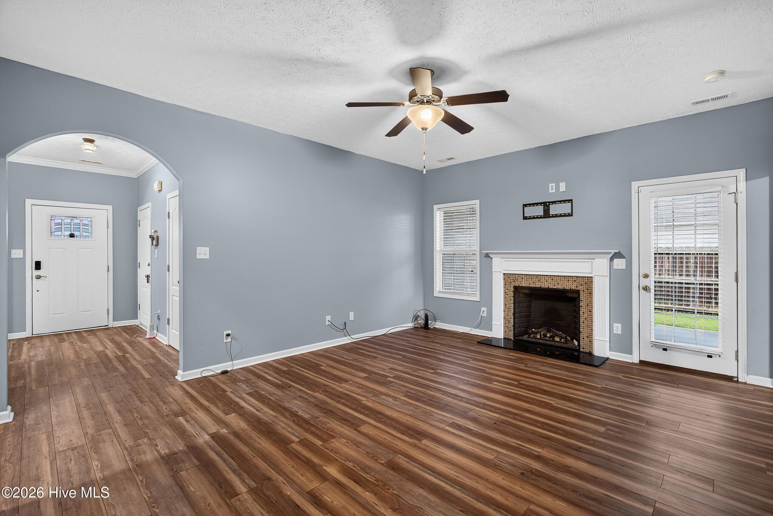 Single Family Residence at 710 Radiant Drive, Jacksonville, NC 28546, photo 6 of 38