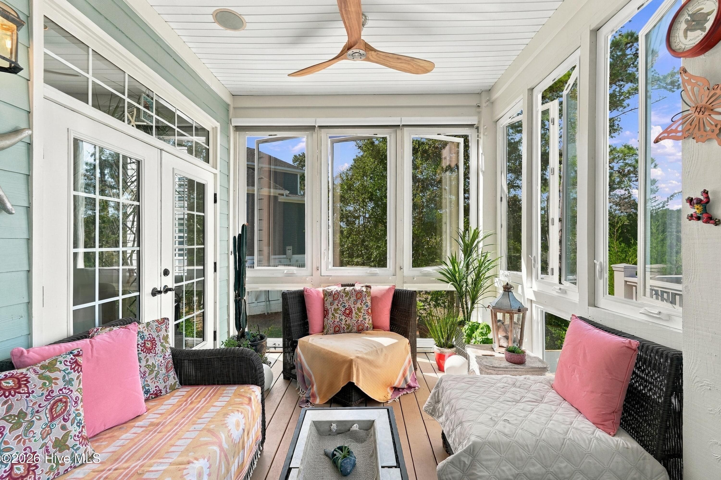 Single Family Residence at 1316 Heron Run Drive, Wilmington, NC 28403, photo 12 of 38