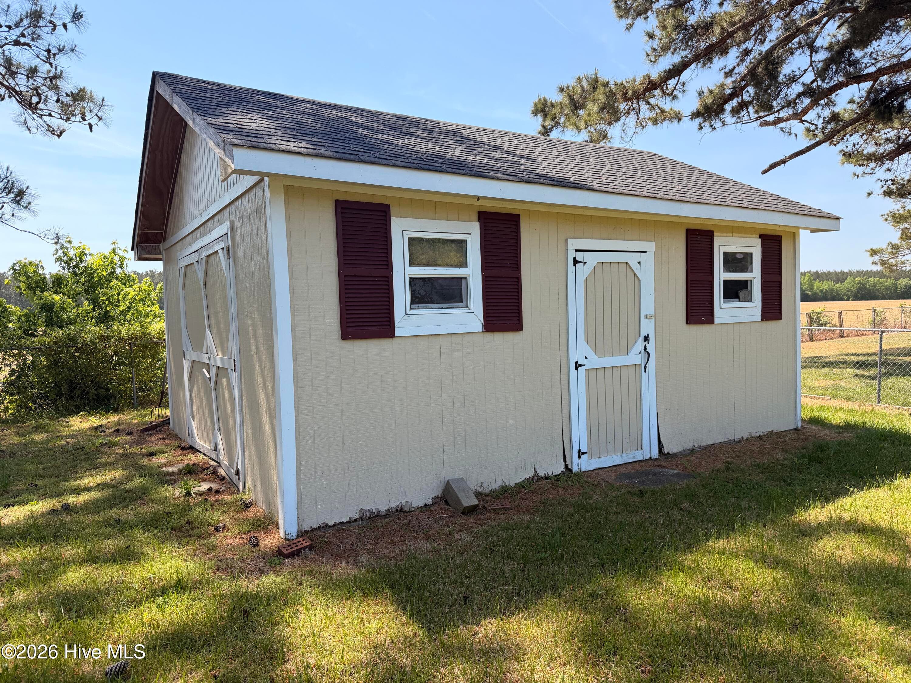 storage building - 236 Brinkleyville Road, Ahoskie, NC 27910