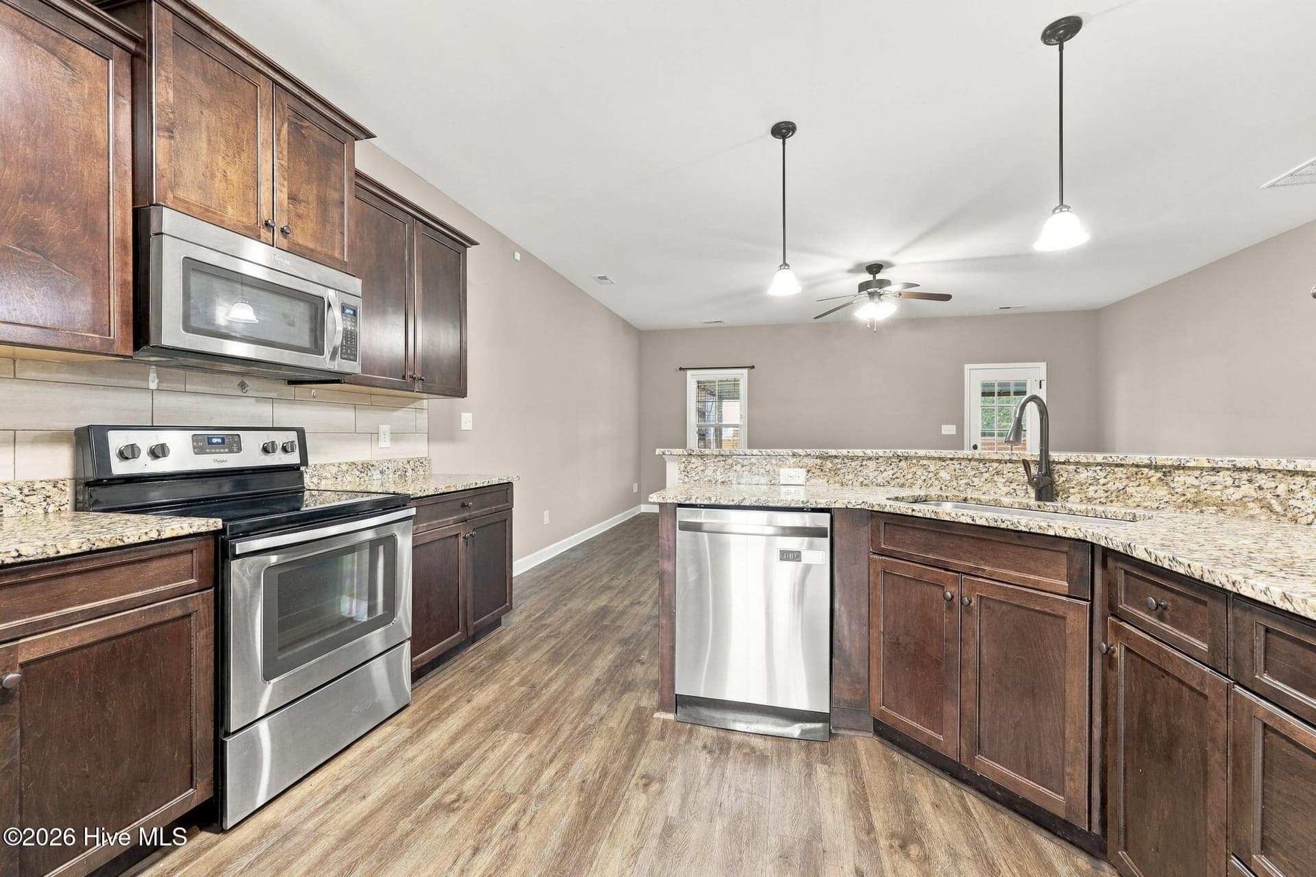 Single Family Residence at 402 Kinroff Drive, Hubert, NC 28539, photo 12 of 56