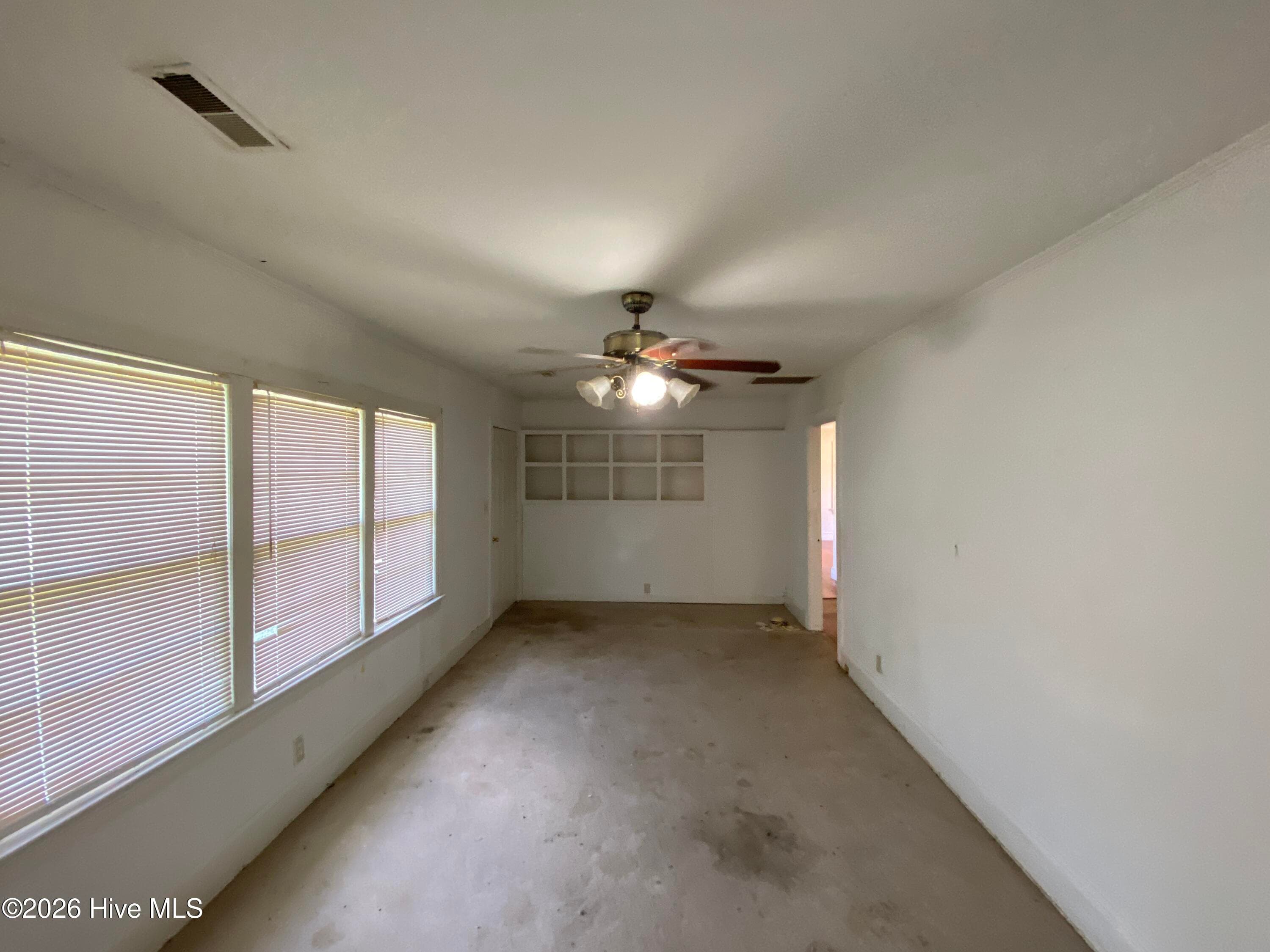 Single Family Residence at 513 Pear Street, Kinston, NC 28504, photo 20 of 41