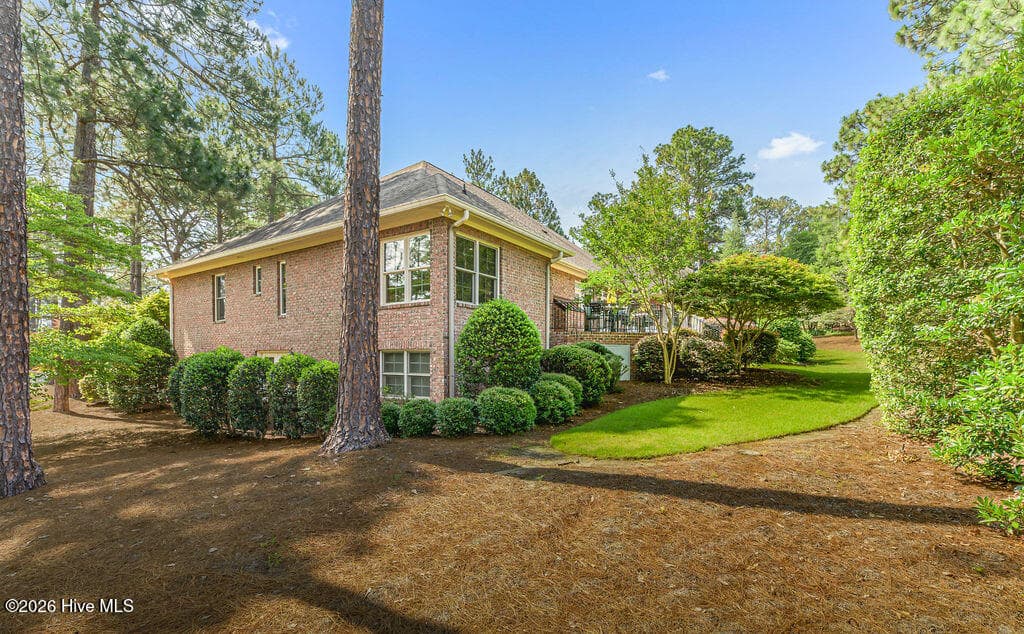 Single Family Residence at 62 Stoneykirk Drive, Pinehurst, NC 28374, photo 19 of 51