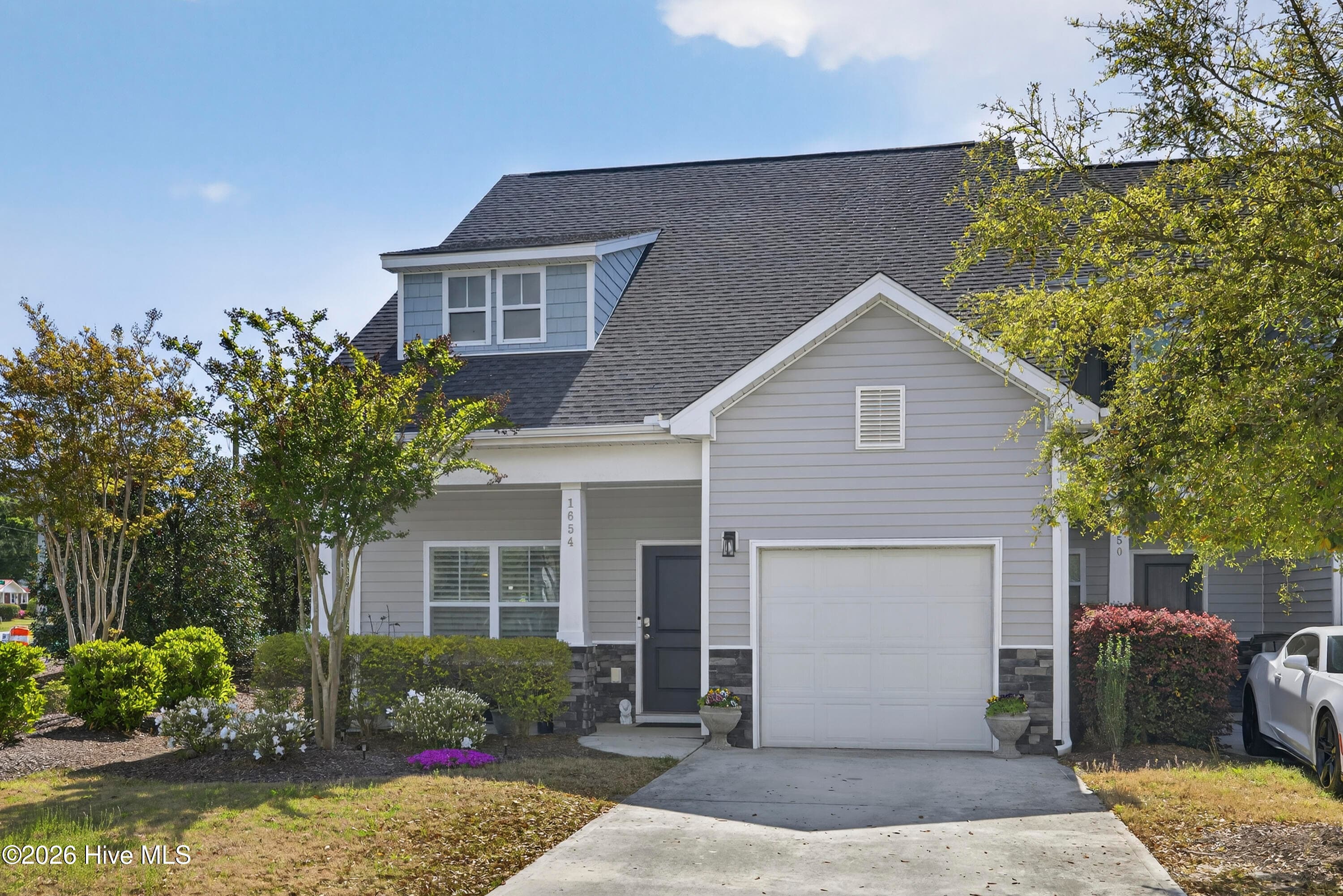 Townhouse at 1654 Bratton Court, Wilmington, NC 28405, photo 2 of 28
