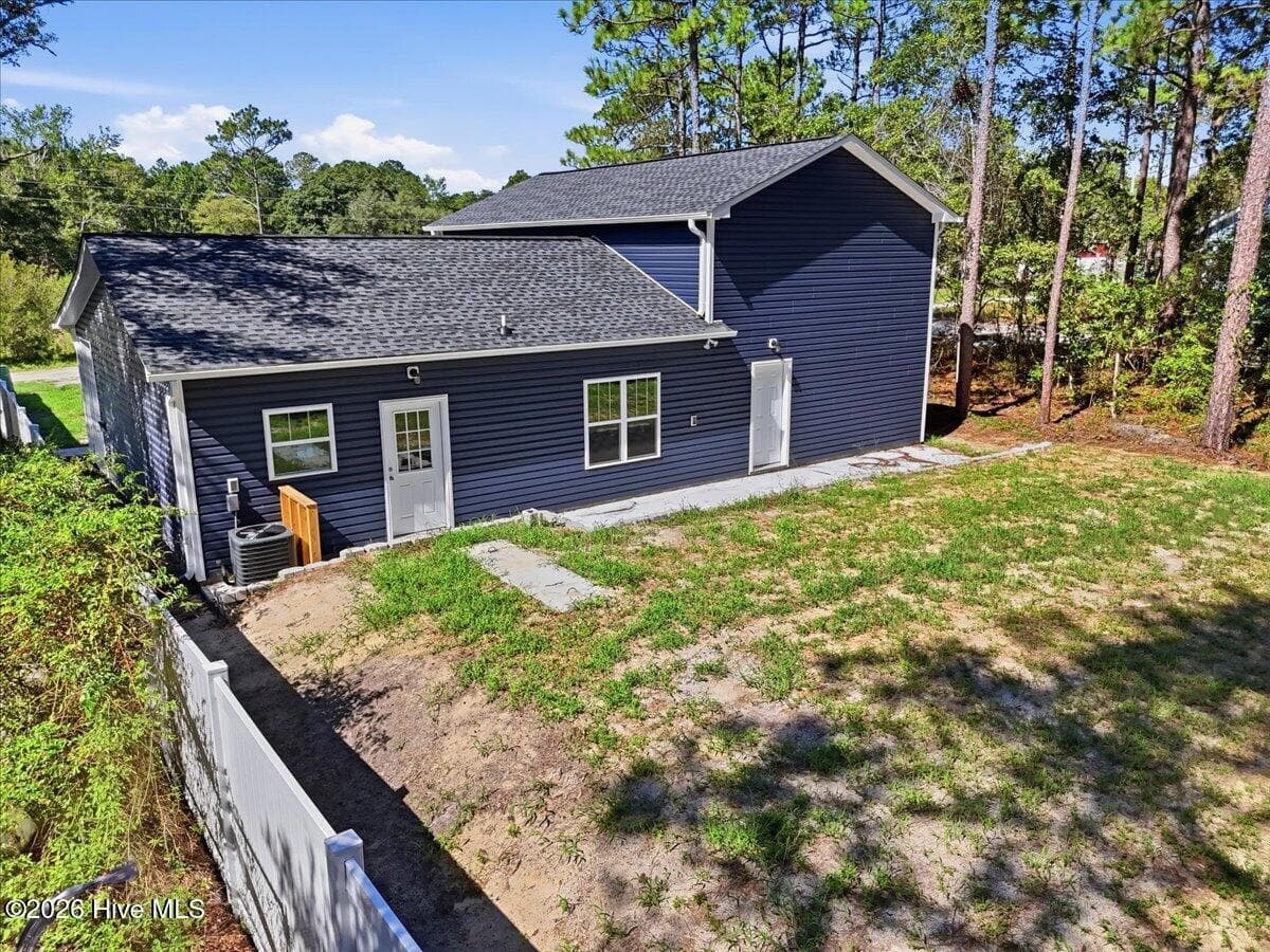 Single Family Residence at 2286 Barnacle Drive SW, Supply, NC 28462, photo 5 of 5