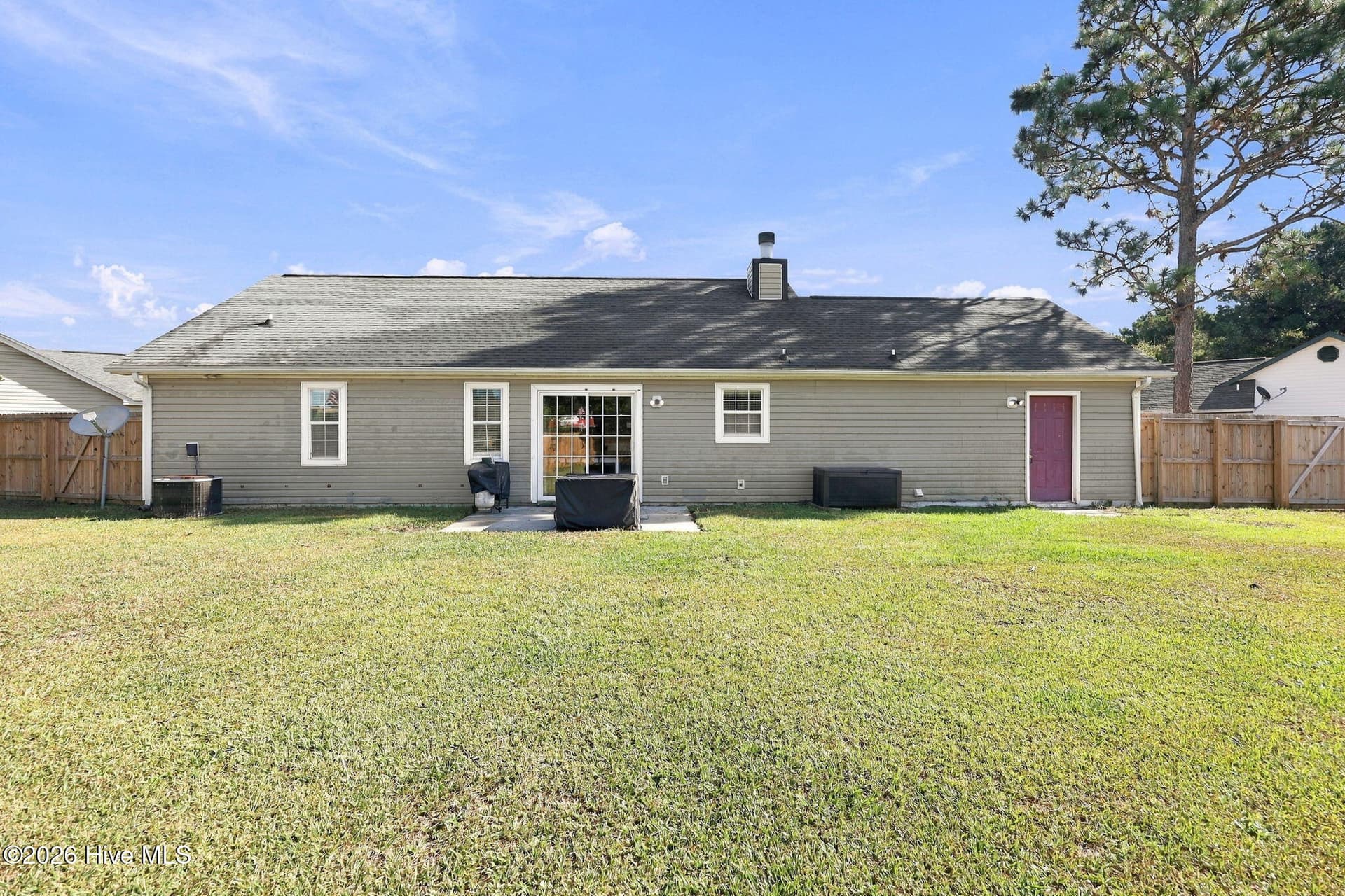 Single Family Residence at 320 Josie Court, Hubert, NC 28539, photo 33 of 41
