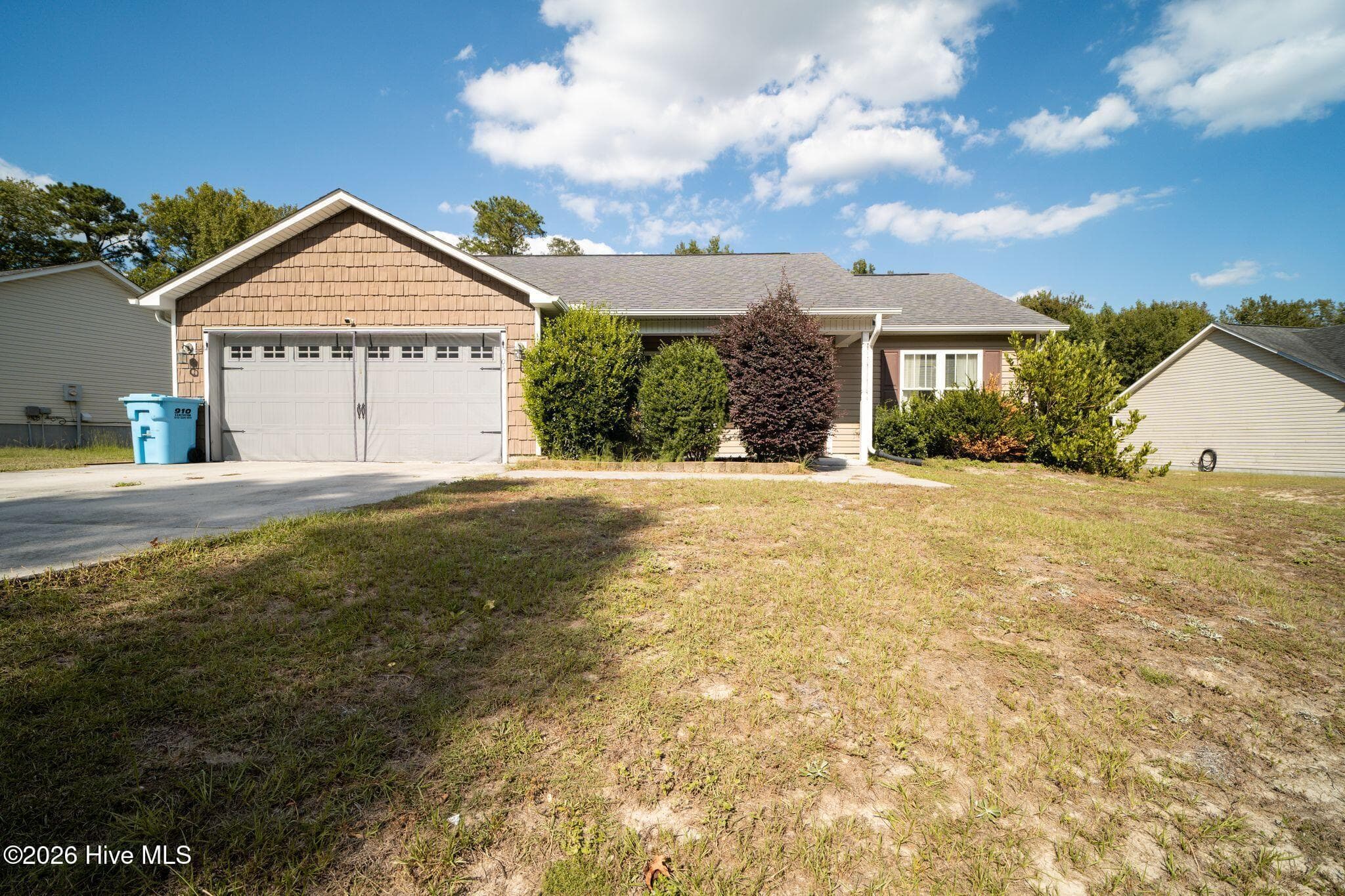 Single Family Residence at 105 Worvin Lane, Richlands, NC 28574, photo 4 of 41