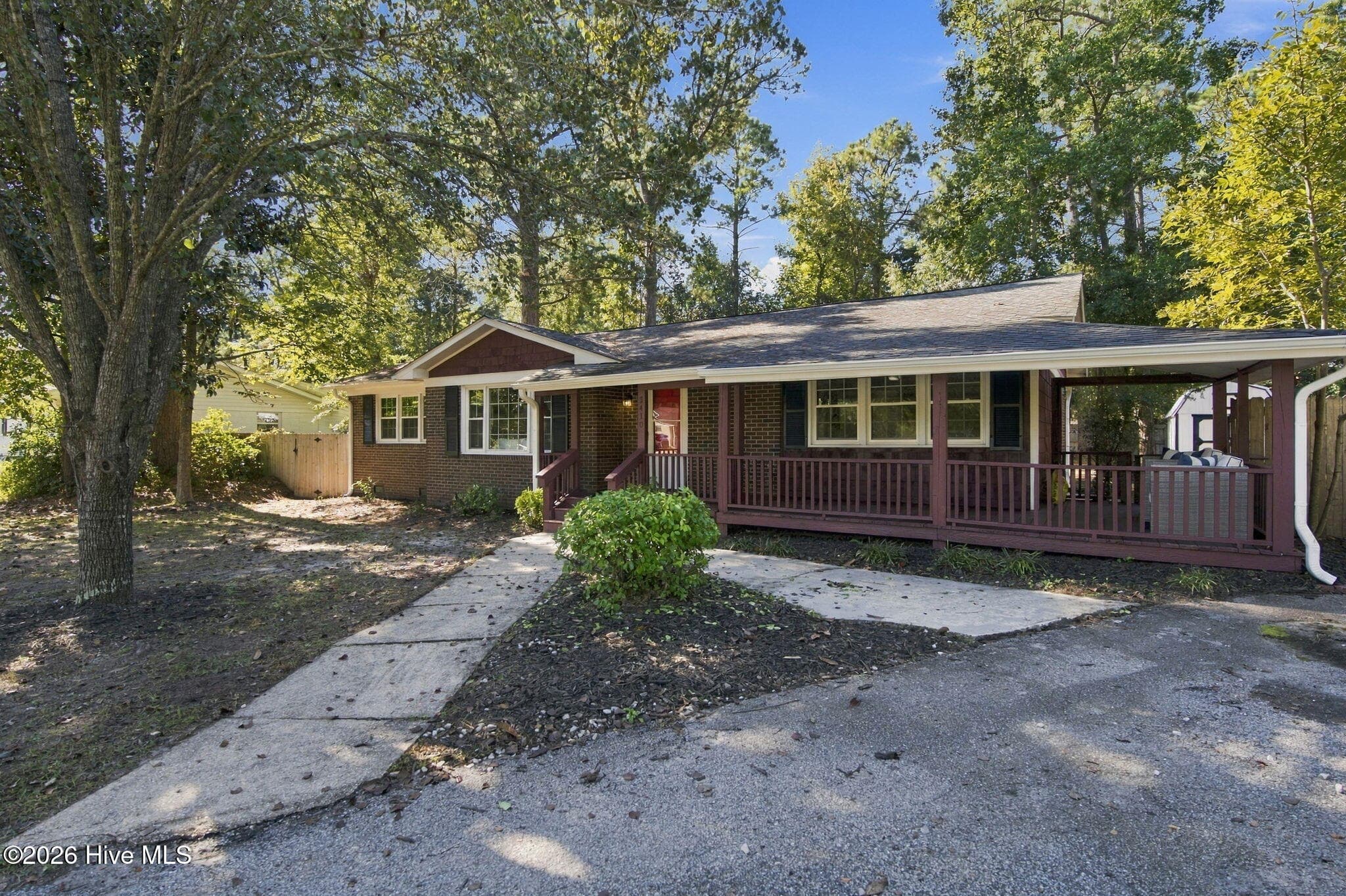Single Family Residence at 5410 Rollin Road, Wilmington, NC 28409, photo 2 of 53
