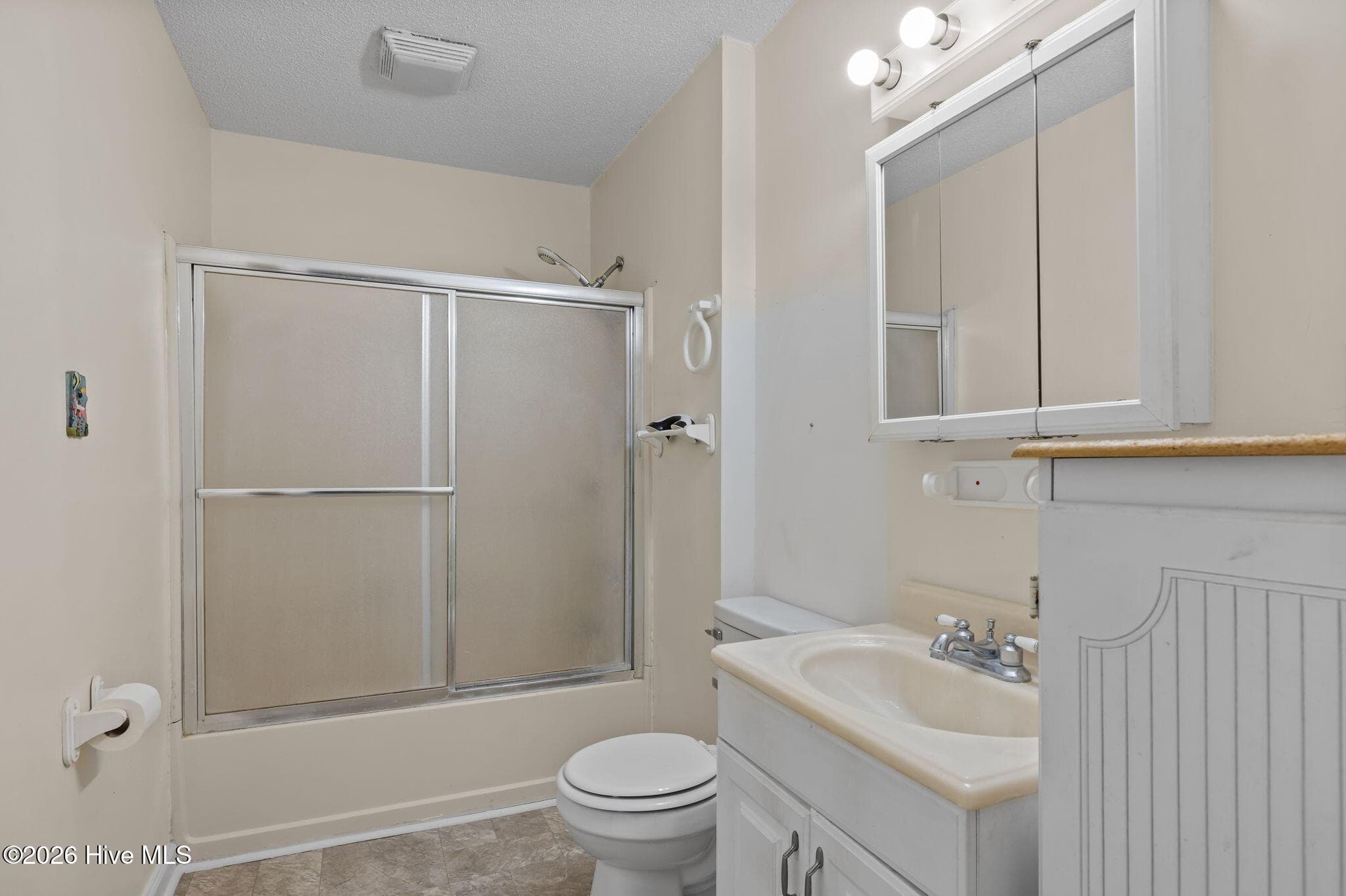 Hall Full Bath - 110 Speight Street, Havelock, NC 28532