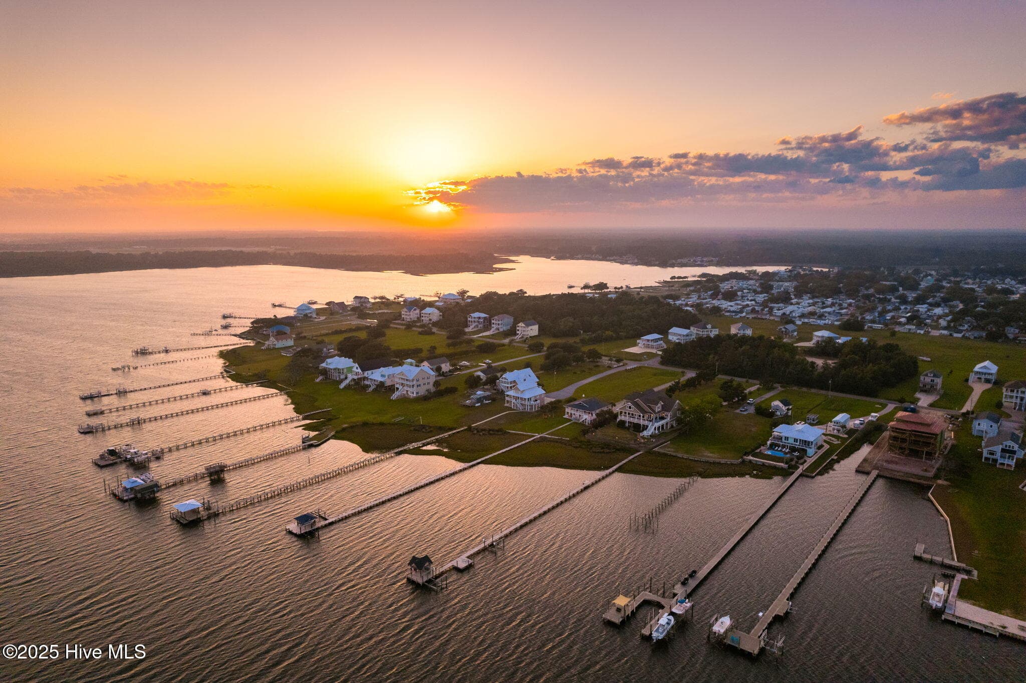 285 Live Oak Road, Newport, NC 28570