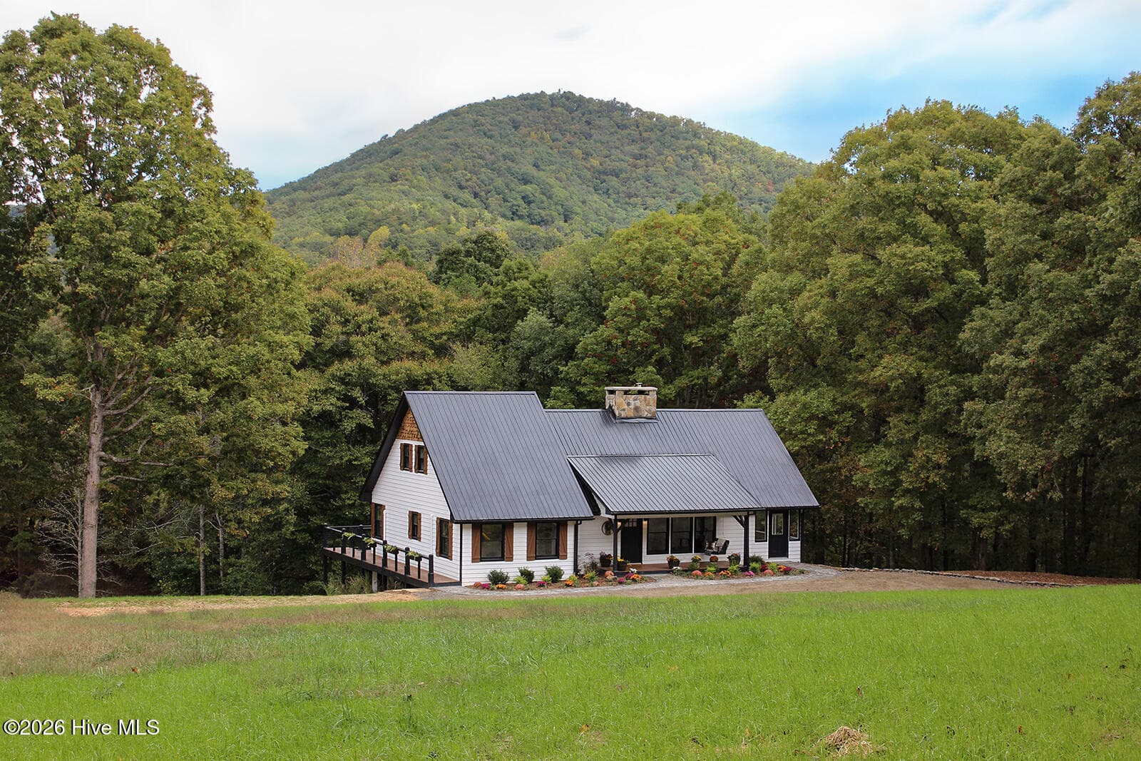 Single Family Residence at 121 Wolfcreek Road, Murphy, NC 28906, photo 7 of 126