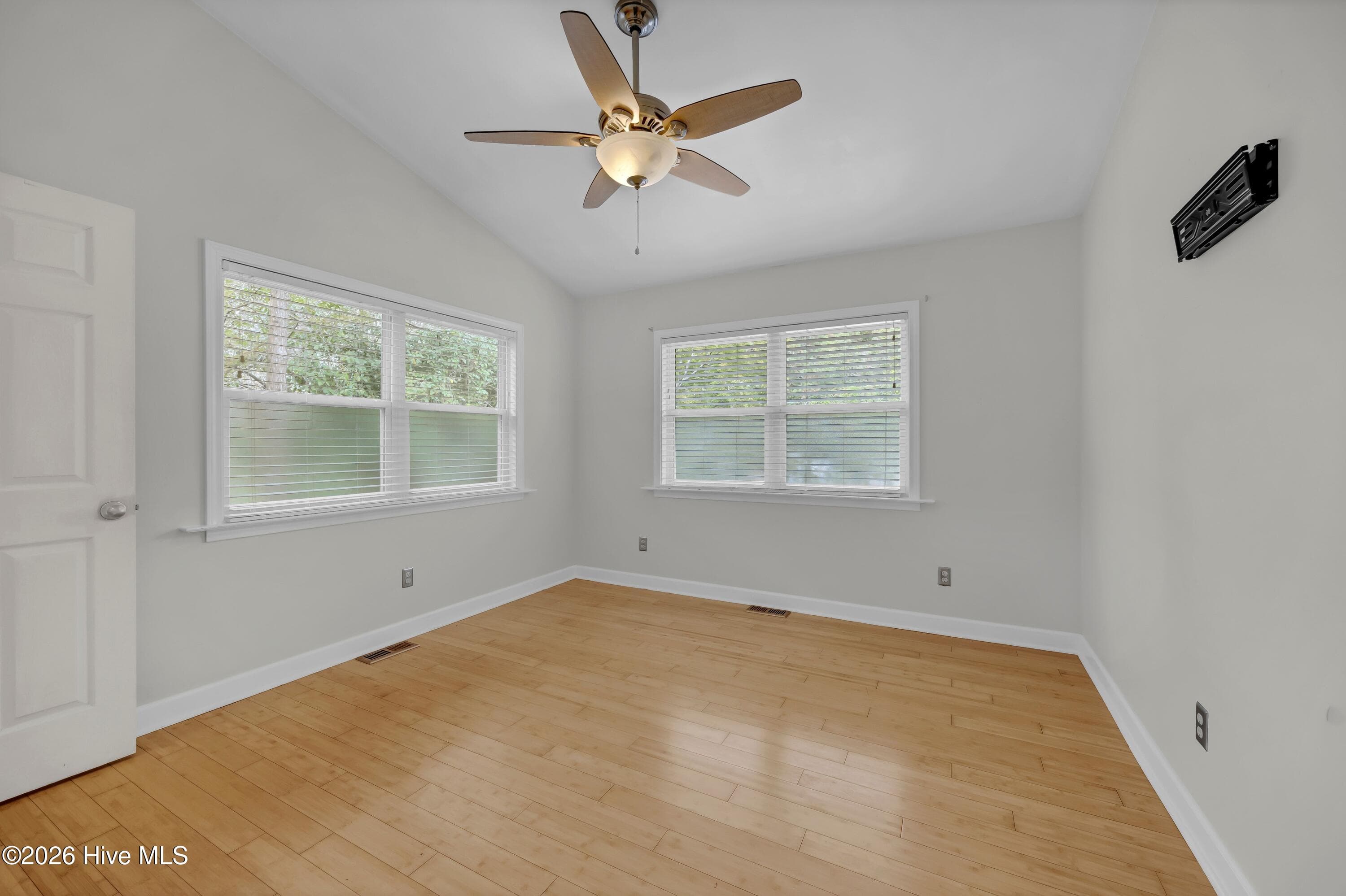 Single Family Residence at 116 Shorewood Hills Drive, Wilmington, NC 28409, photo 10 of 27