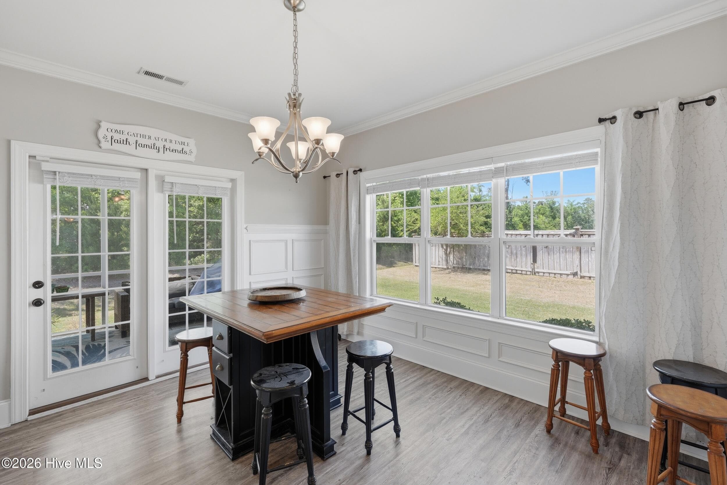 Single Family Residence at 5732 Brown Pelican Lane, Wilmington, NC 28409, photo 13 of 40