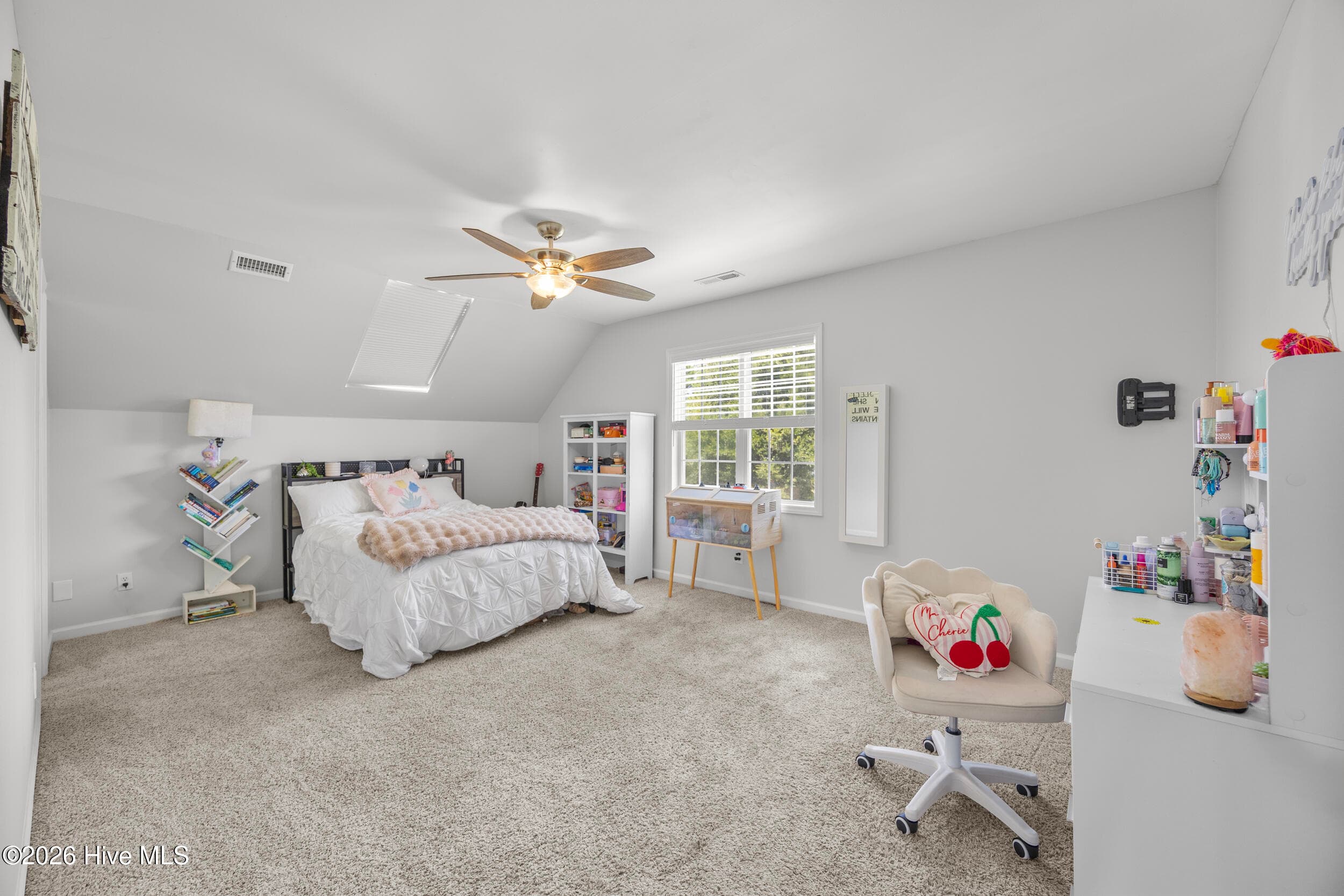 Single Family Residence at 712 The Cape Boulevard, Wilmington, NC 28412, photo 32 of 55