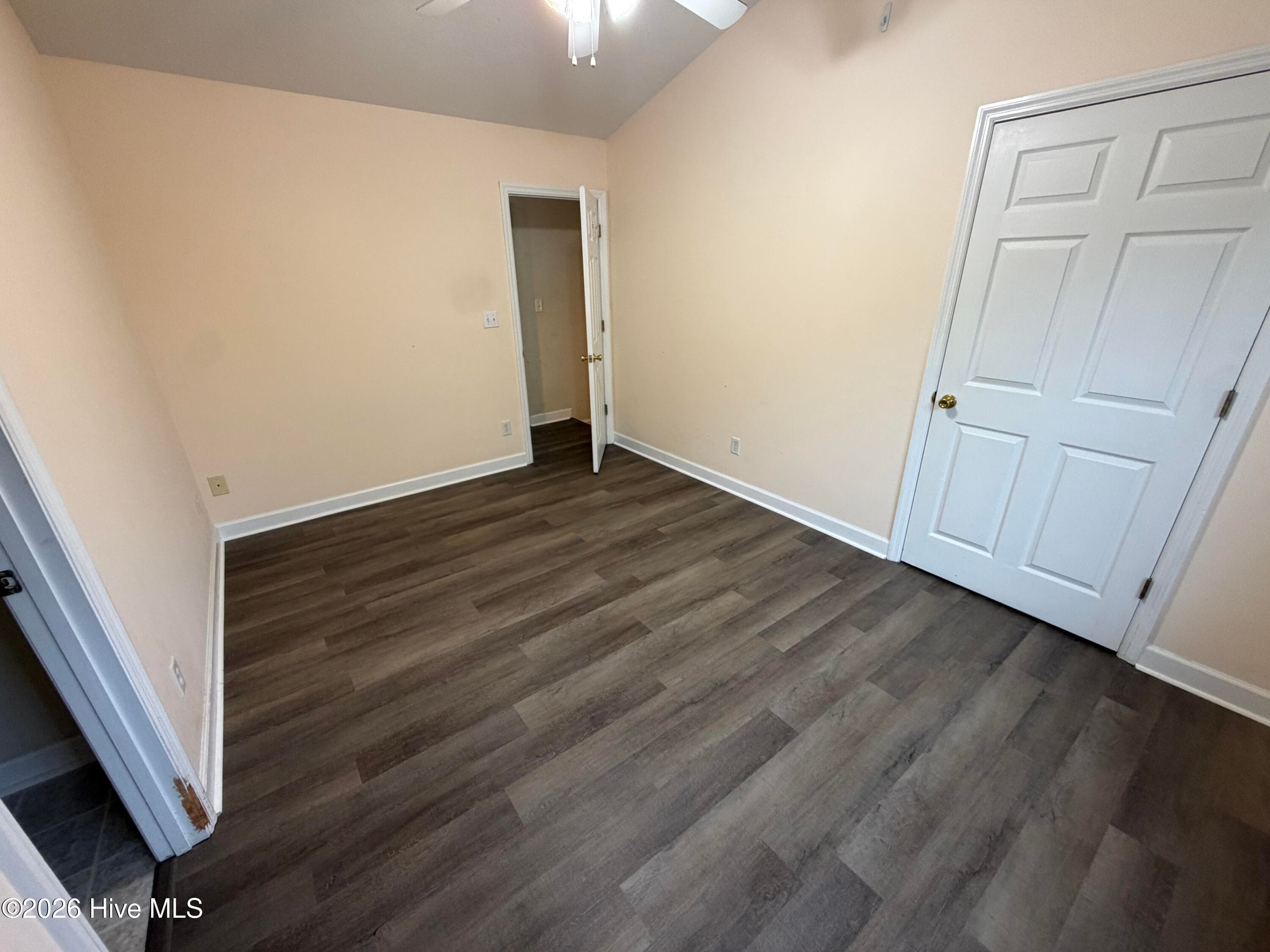 Townhouse at 113 Tillett Lane, Sneads Ferry, NC 28460, photo 20 of 29