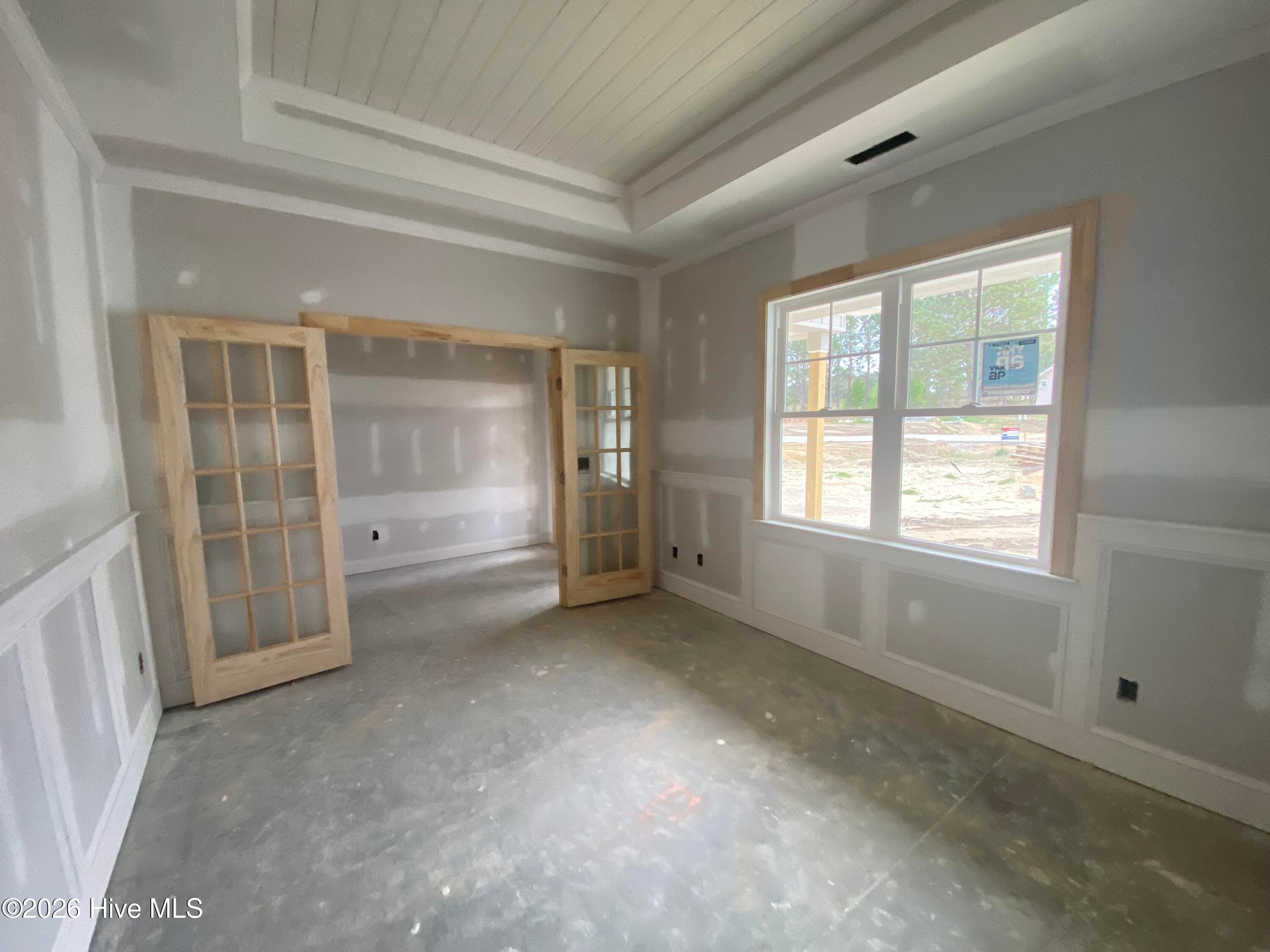 Single Family Residence at 205 N Rabbit Run Drive, Smithfield, NC 27577, photo 15 of 127