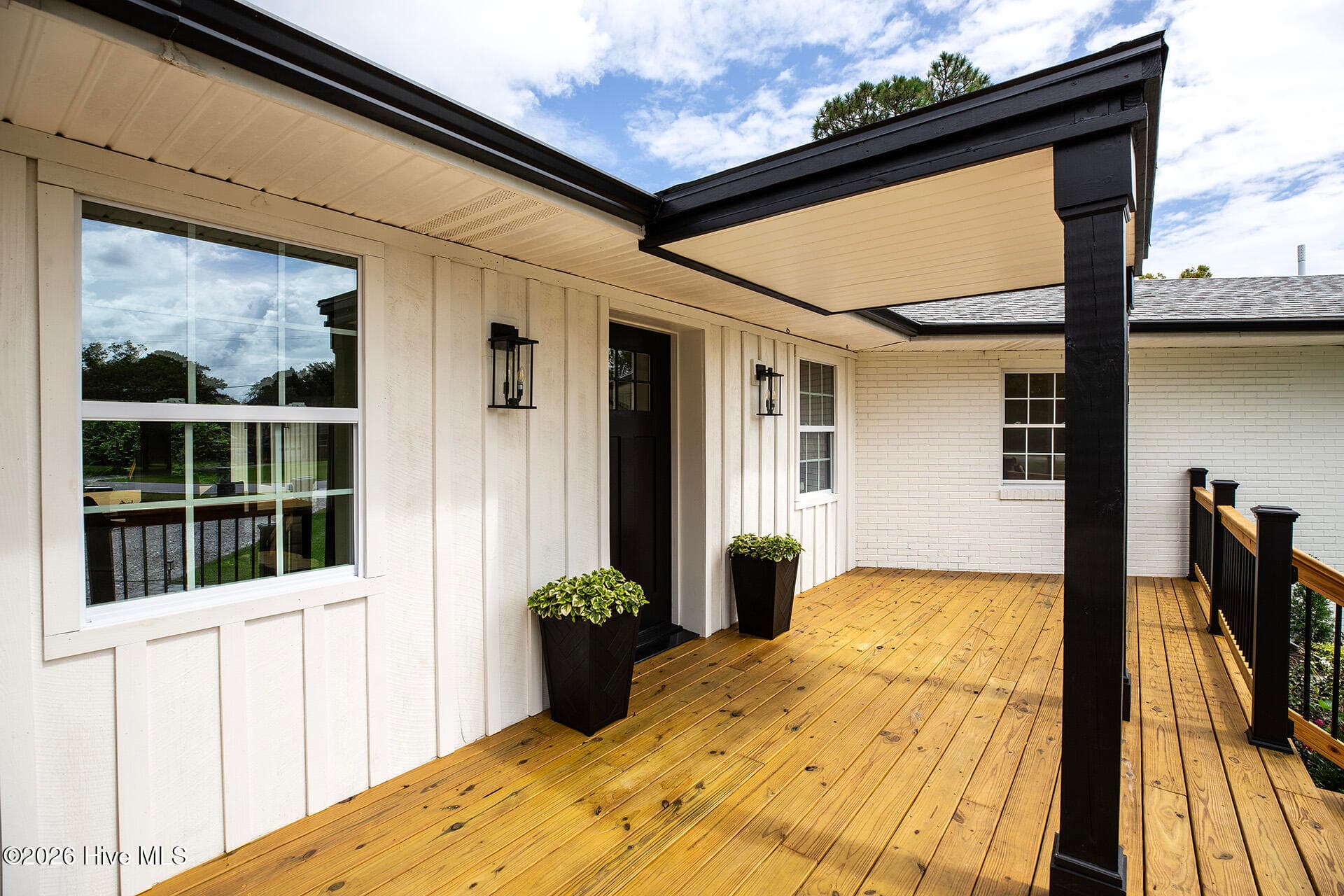 Single Family Residence at 701 Pine Valley Drive, Wilmington, NC 28412, photo 10 of 89