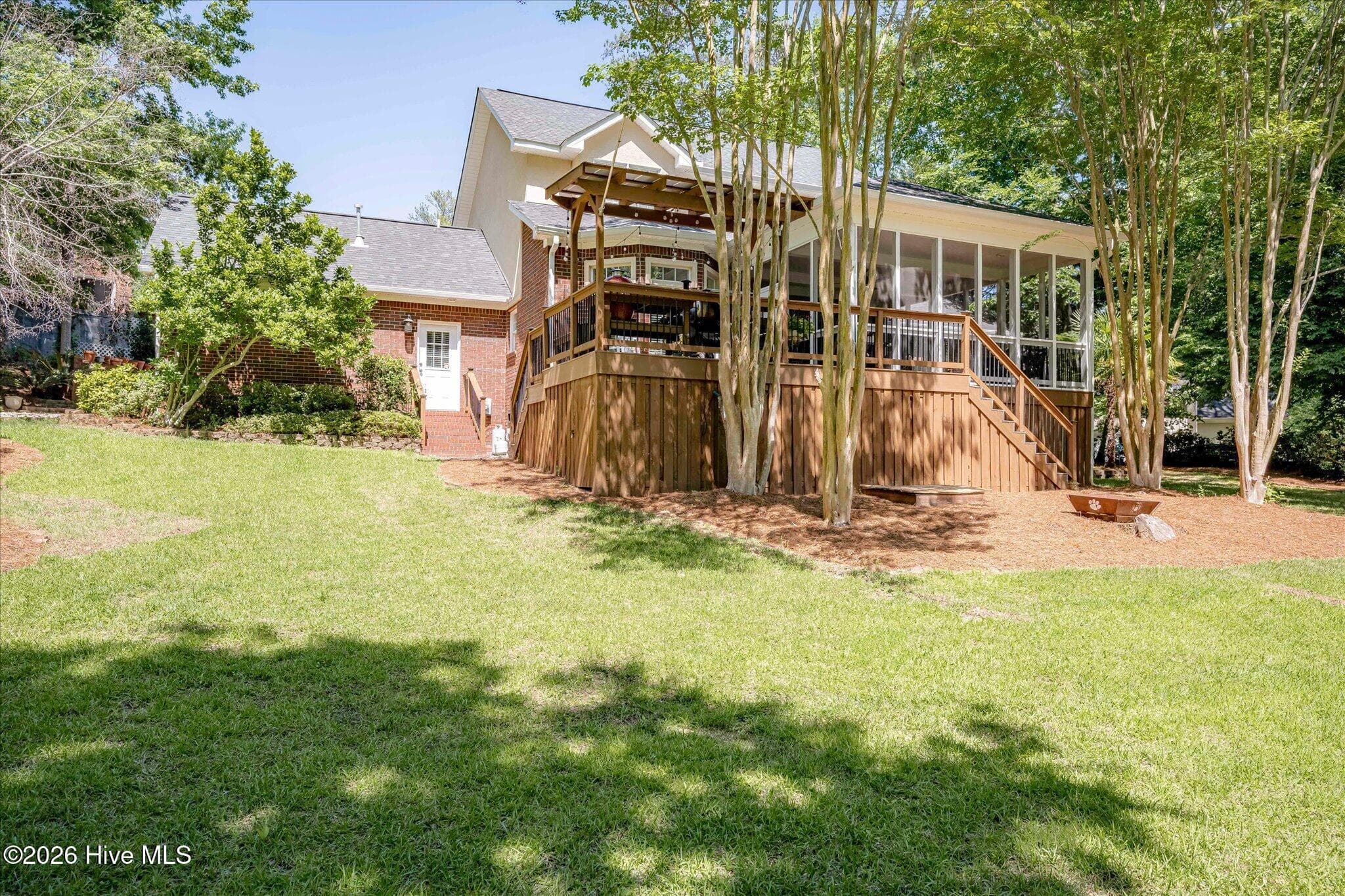 Single Family Residence at 23 Brookview Court, North Augusta, SC 29841, photo 2 of 3