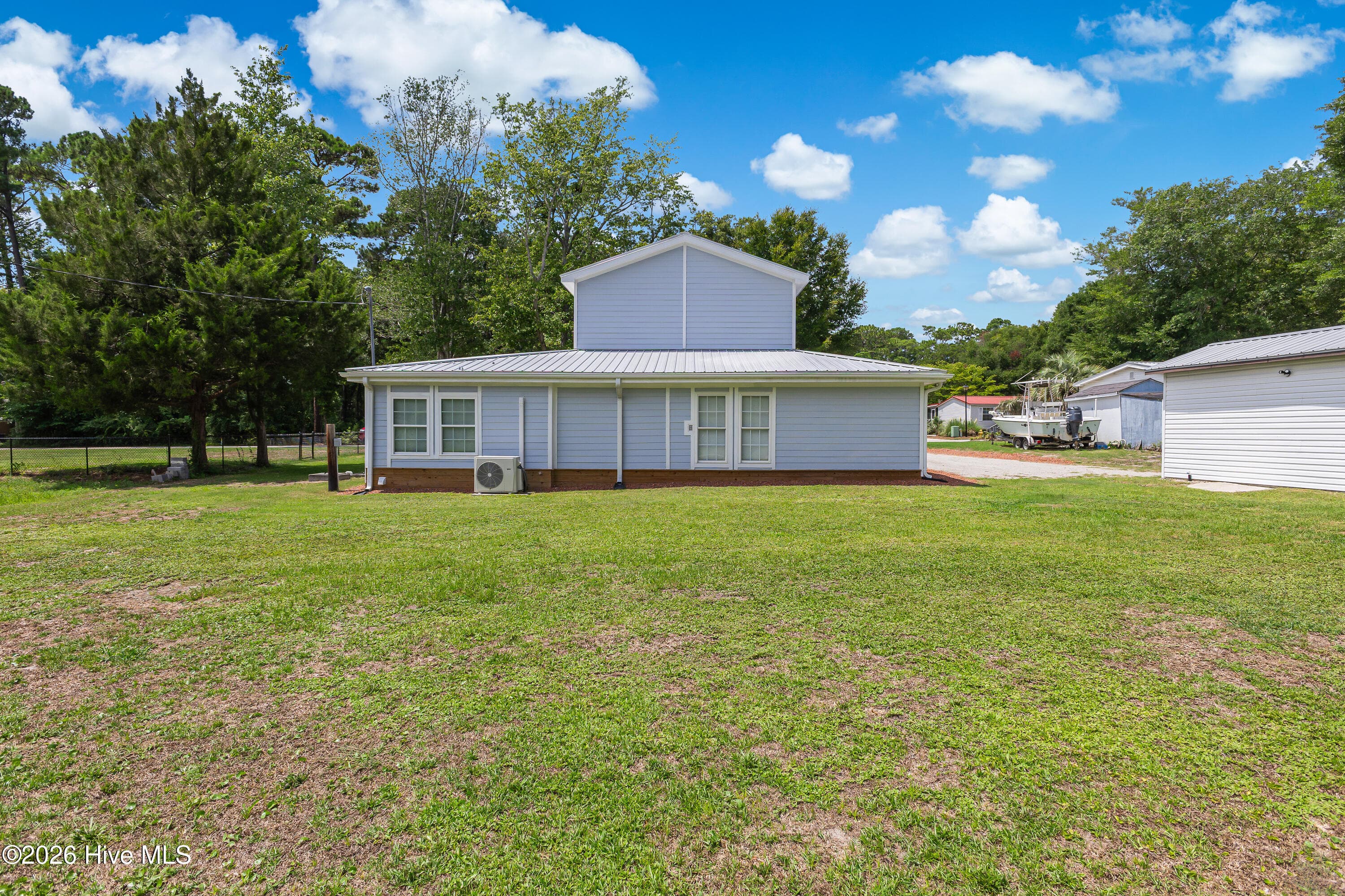 1851 Oakland Drive SW, Ocean Isle Beach, NC 28469