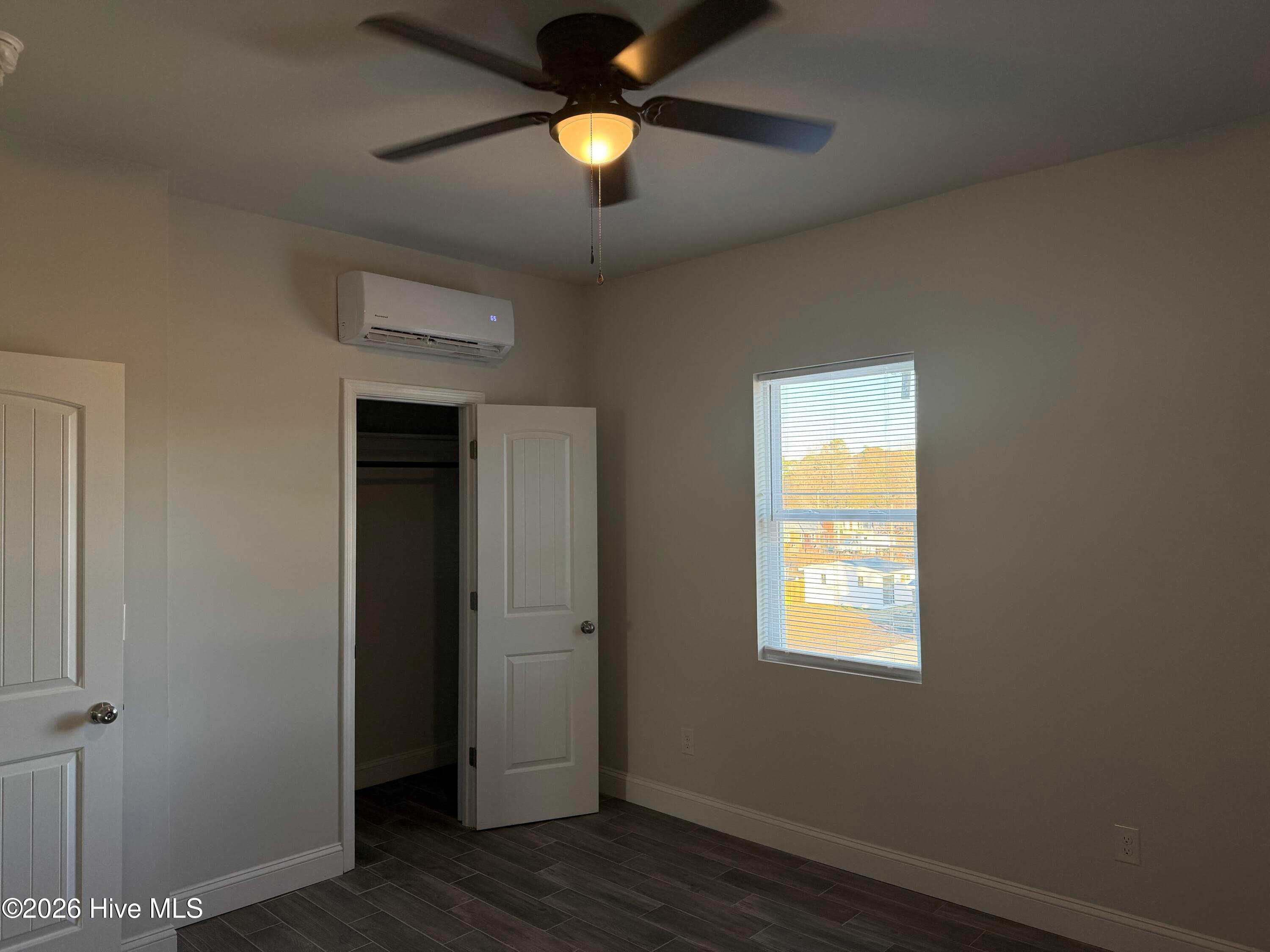 Duplex at 711 Tallman Circle, Midway Park, NC 28544, photo 6 of 8