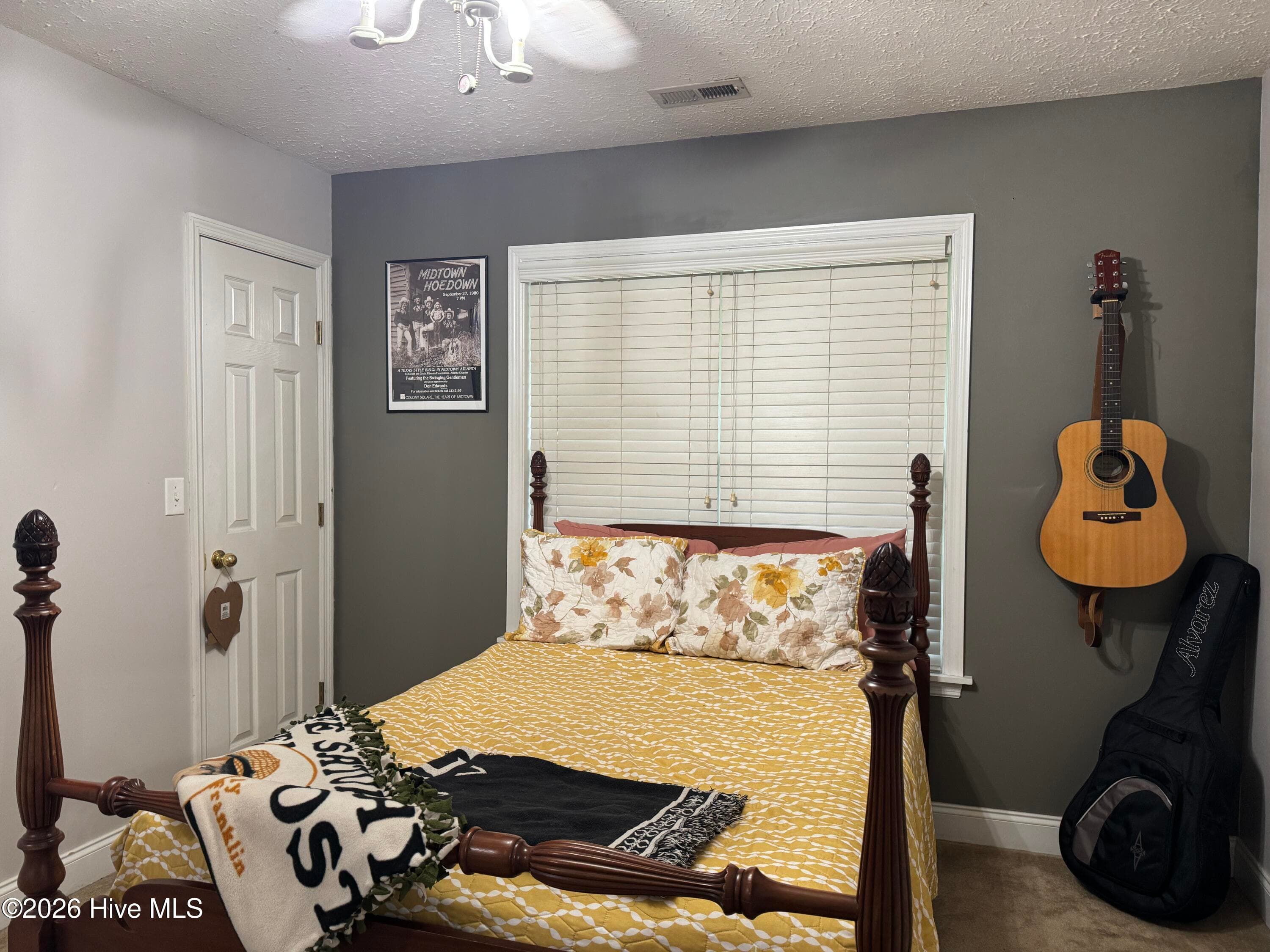 Single Family Residence at 104 Sparta Way, New Bern, NC 28562, photo 6 of 13