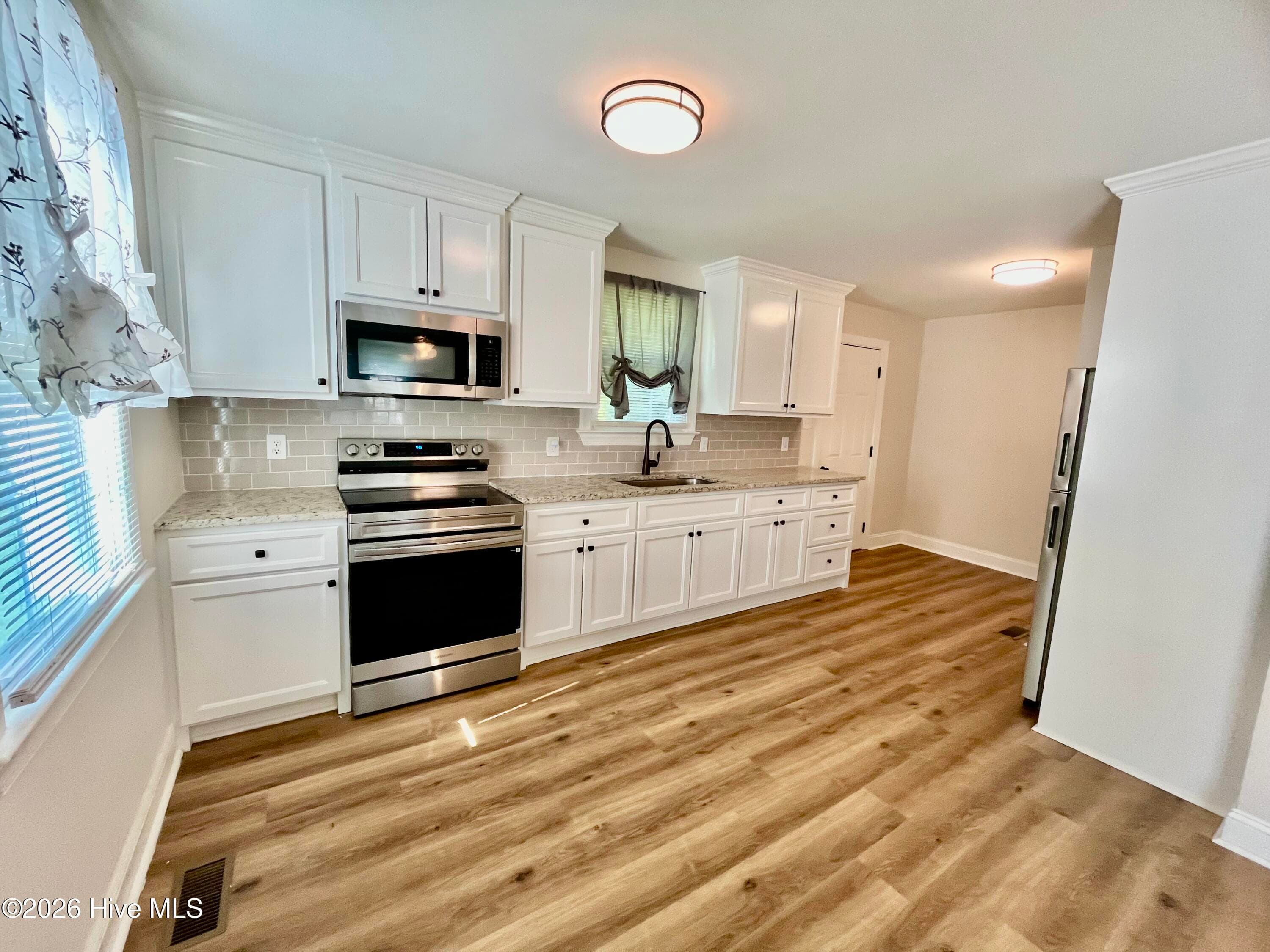 Single Family Residence at 202 Banks Avenue, Goldsboro, NC 27534, photo 2 of 27