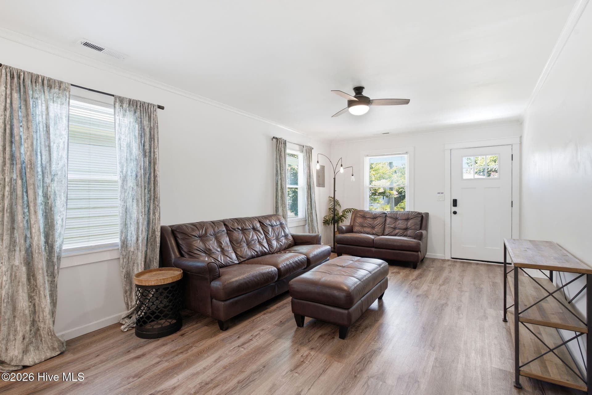 Single Family Residence at 1921 Hudson Drive, Wilmington, NC 28403, photo 13 of 40