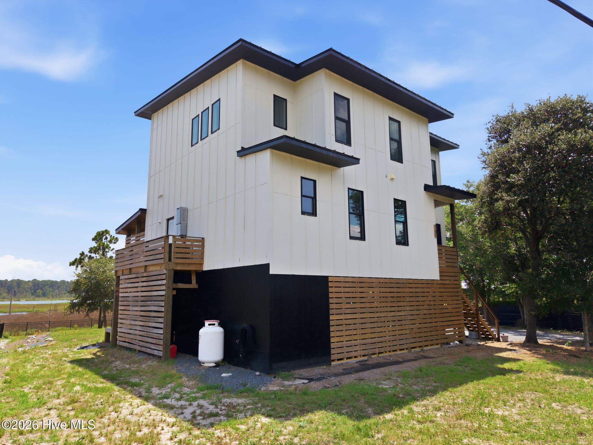Single Family Residence at 9202 River Road, Wilmington, NC 28412, photo 64 of 77
