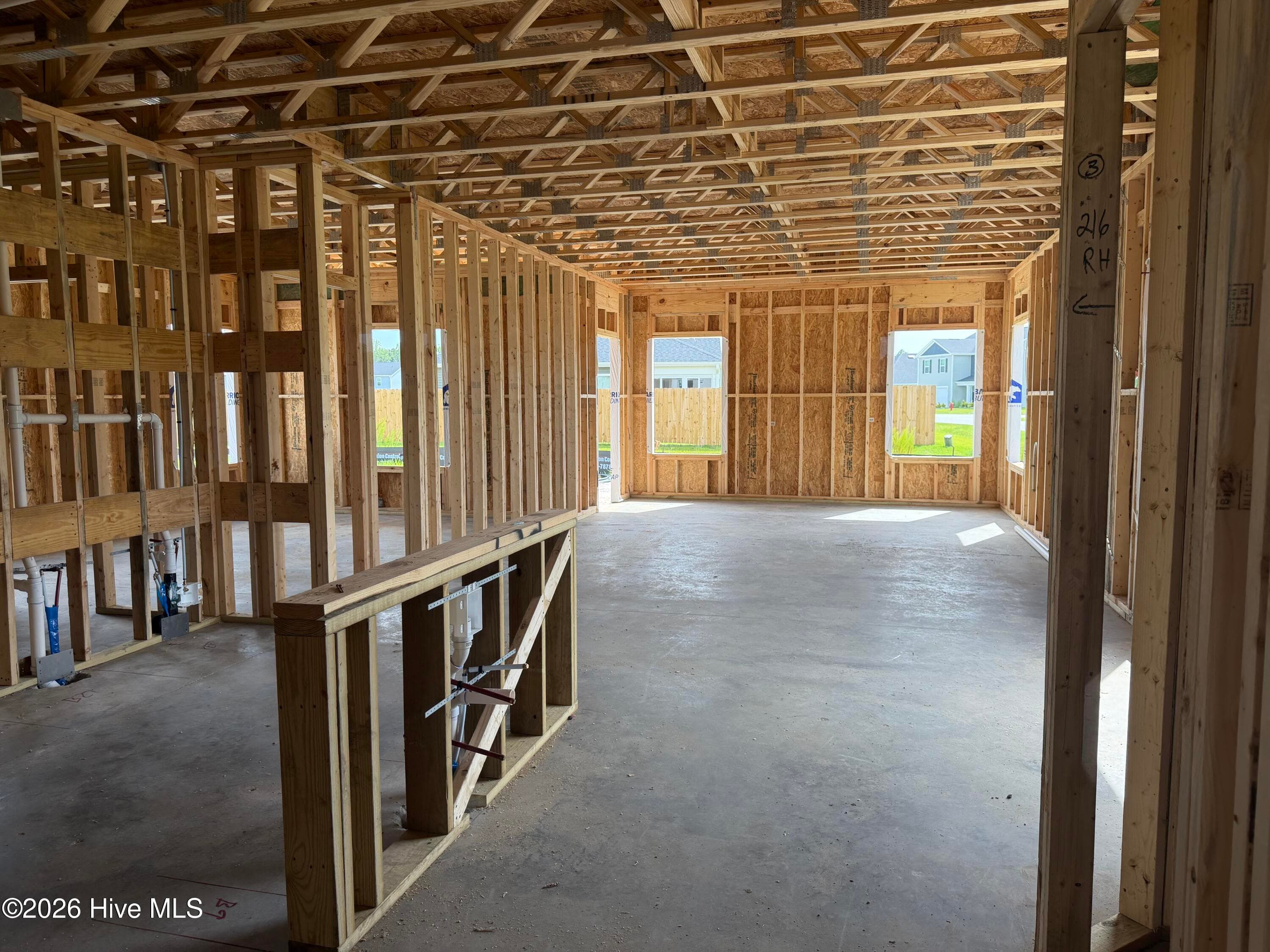 Single Family Residence at 806 Hidden Bridge Drive, Jacksonville, NC 28546, photo 6 of 8