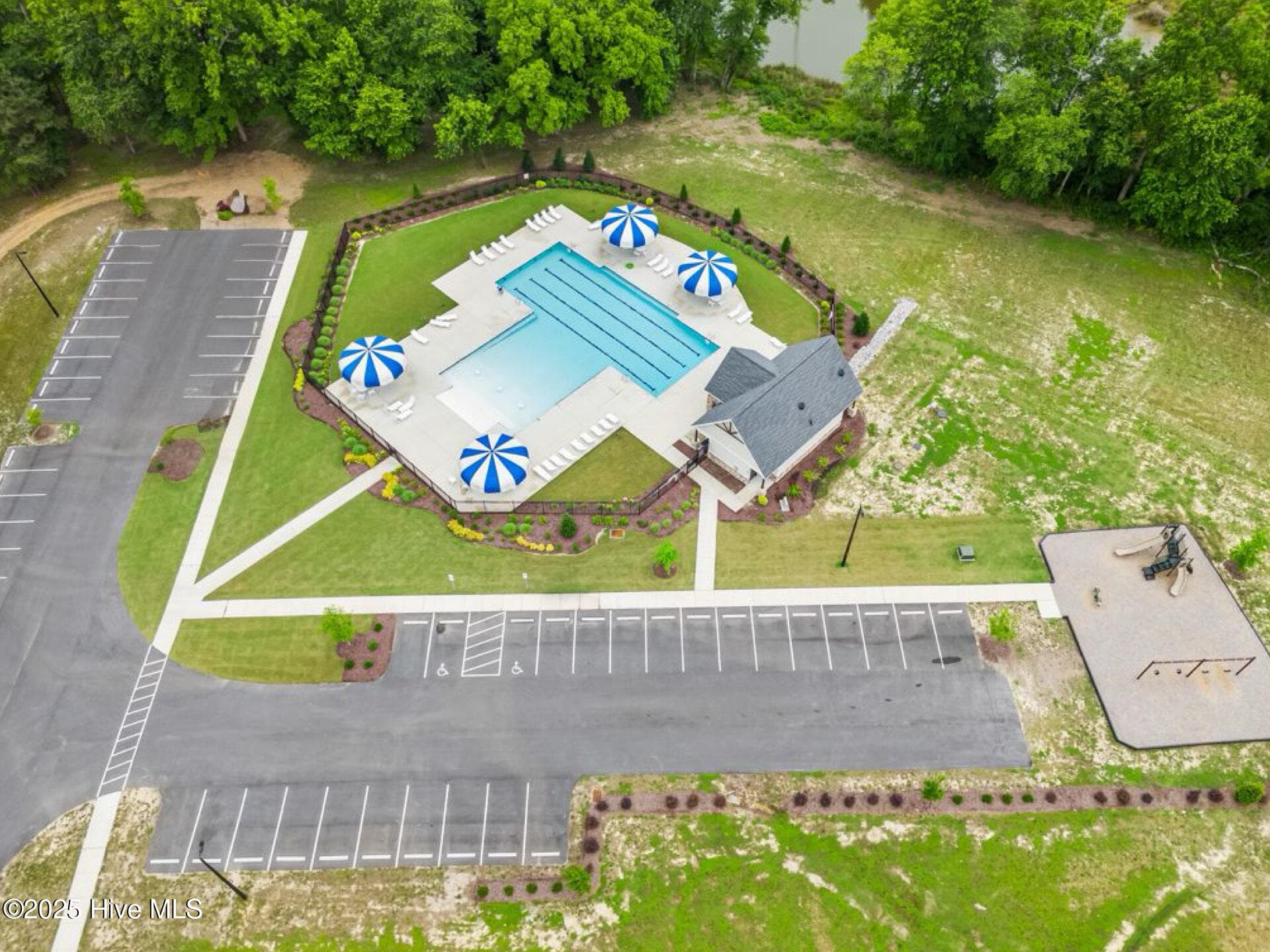 Single Family Residence at 150 Cardovia Way, Wendell, NC 27591, photo 16 of 17