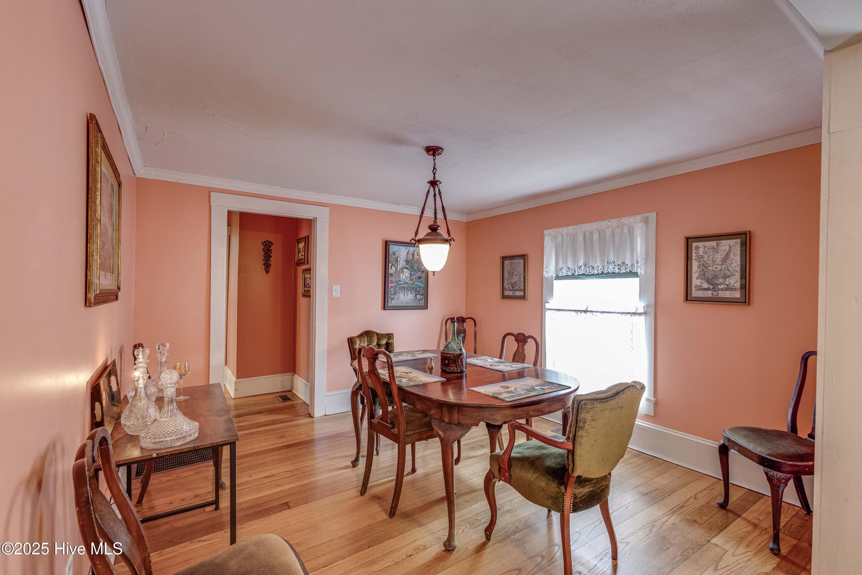 Single Family Residence at 414 E 2nd Street, Washington, NC 27889, photo 2 of 3
