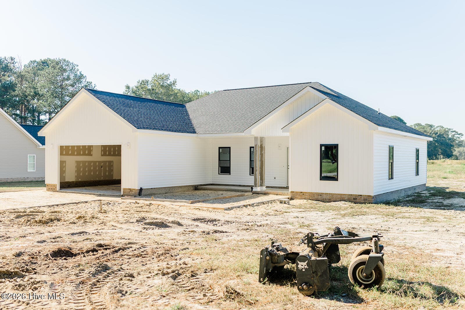 Single Family Residence at 3118 Kelly Road, Kinston, NC 28504, photo 6 of 41