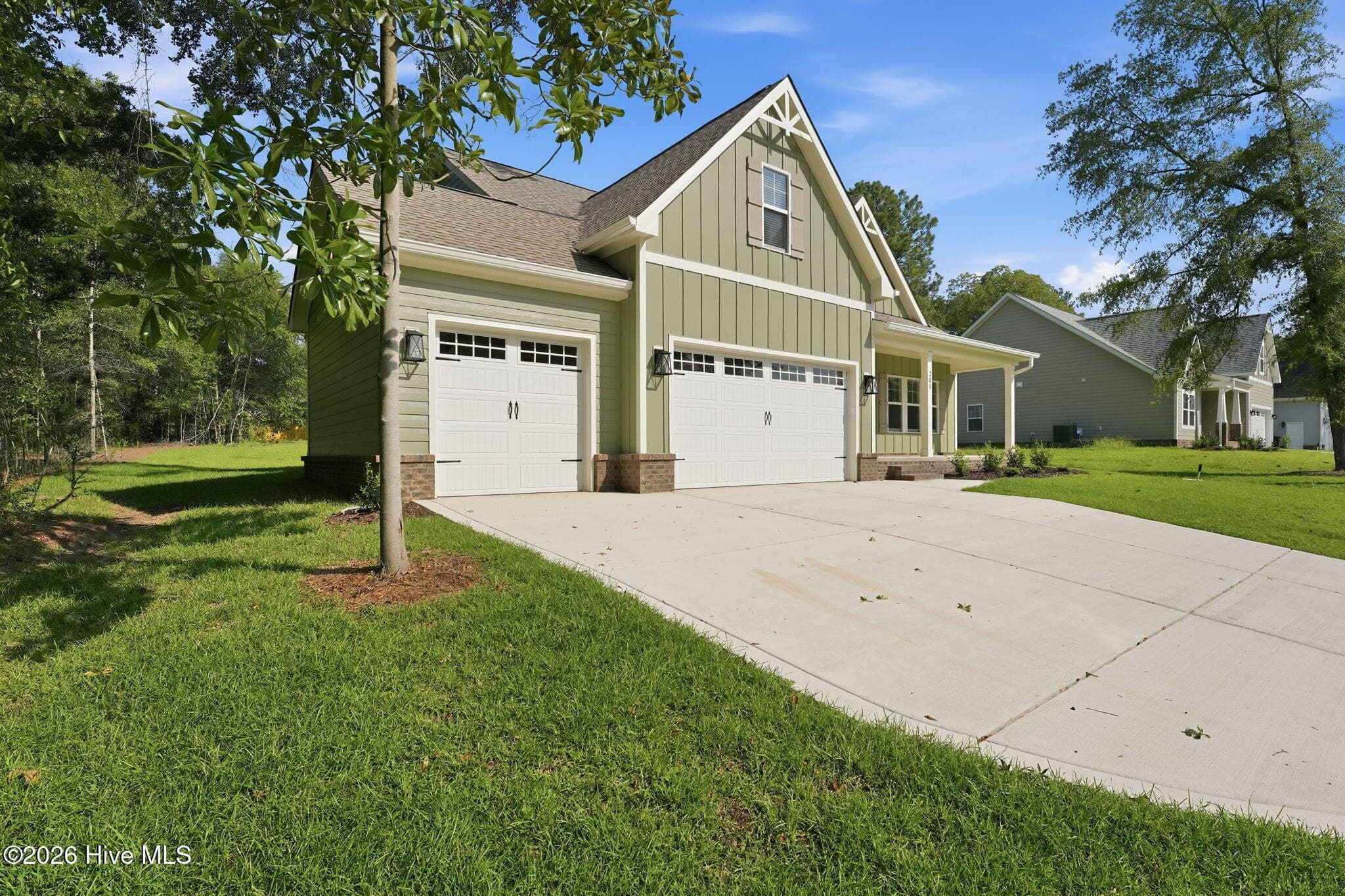 Single Family Residence at 205 Telluride Court, Aberdeen, NC 28315, photo 5 of 50