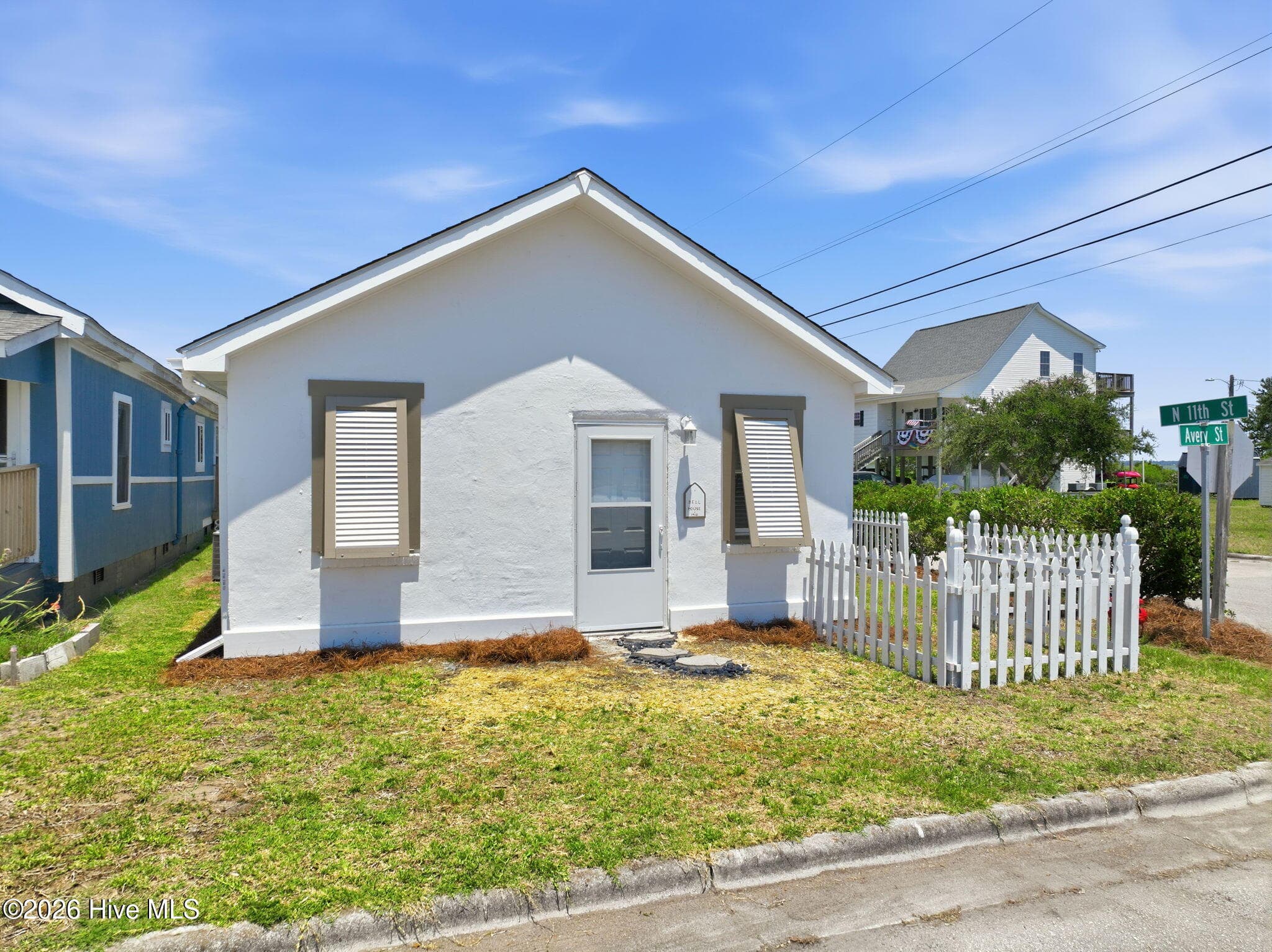 501 N 11th Street, Morehead City, NC 28557