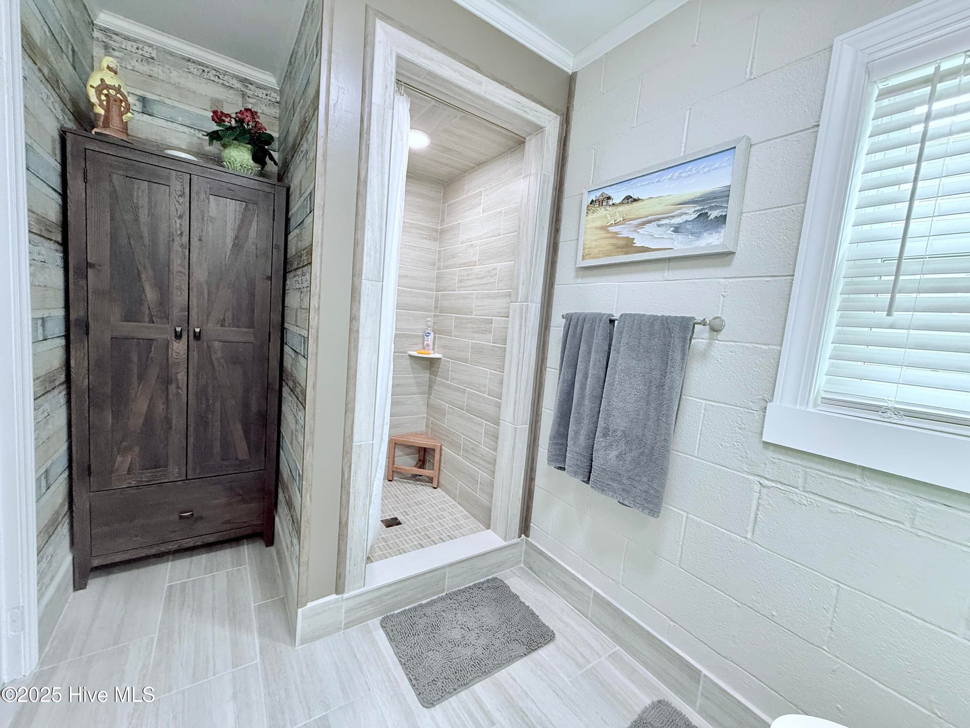 Downstairs full bathroom - 5405 Cedar Tree Lane, Emerald Isle, NC 28594