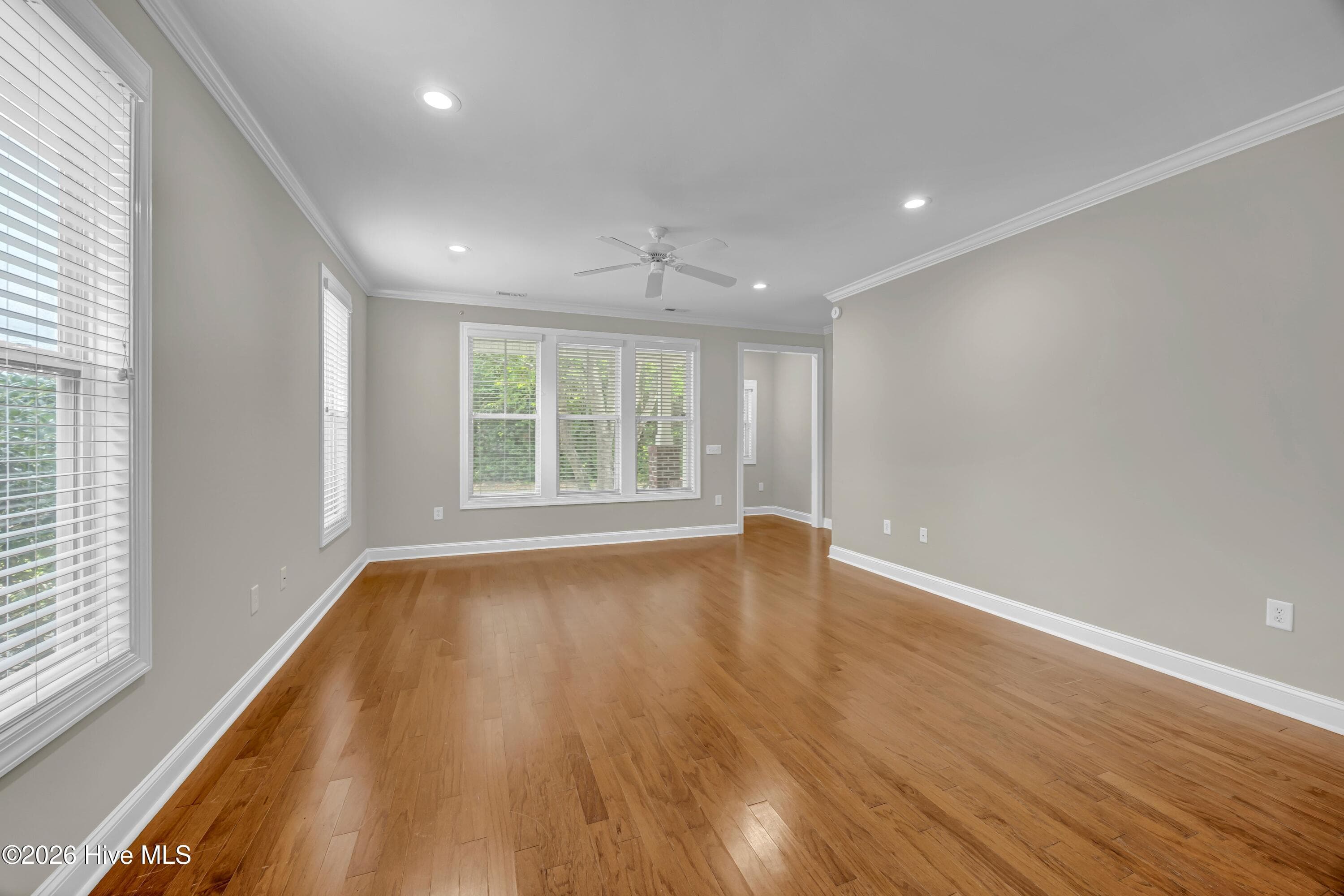 Condominium at 131 Myrtle Avenue, Wilmington, NC 28403, photo 5 of 24