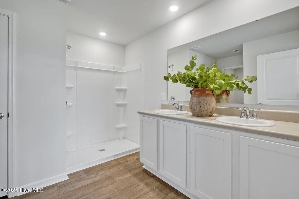 The photos you see here are for illustration purposes only, interior and exterior features, options, colors and selections will vary from the homes as built. - 1220 Sabal Palm Street Lot 583, Castle Hayne, NC 28429