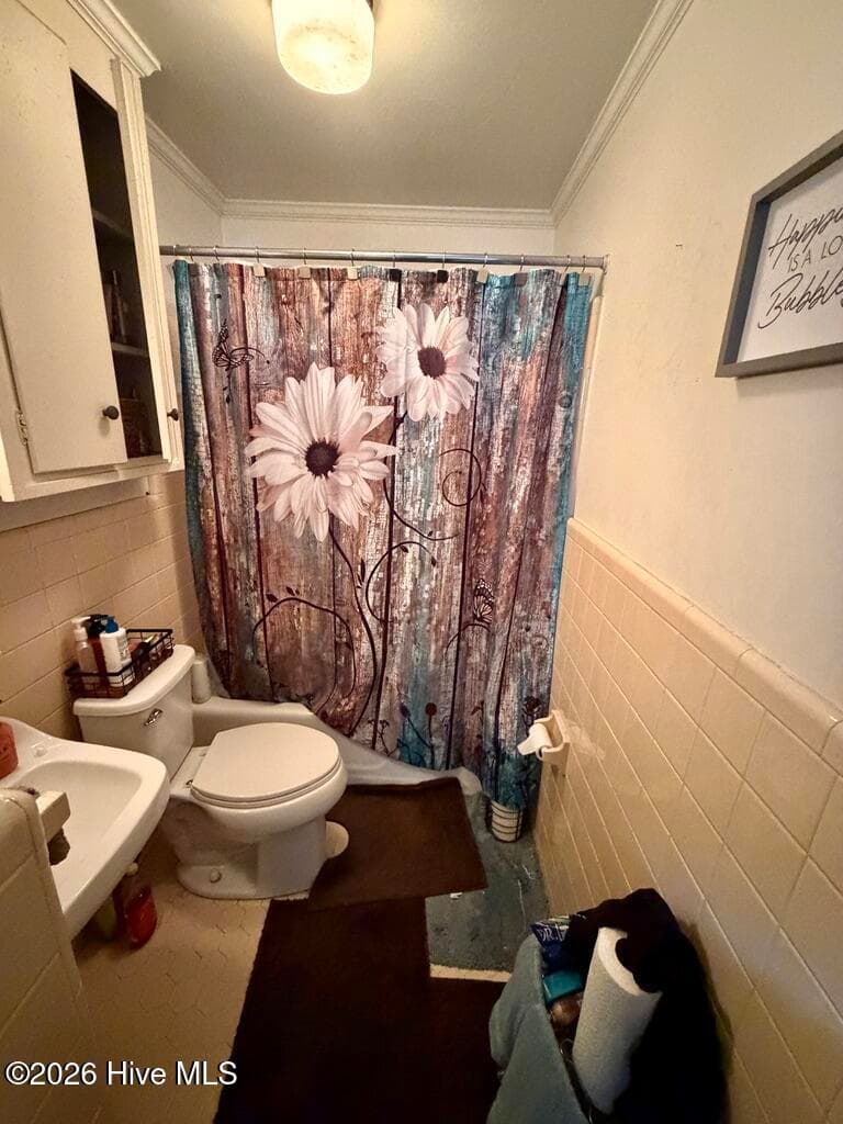 Duplex at 1014 W Main Street, Williamston, NC 27892, photo 9 of 24