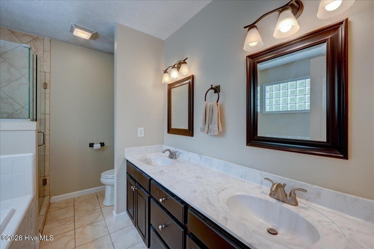 Single Family Residence at 306 Taliaferro Lane, New Bern, NC 28560, photo 27 of 53
