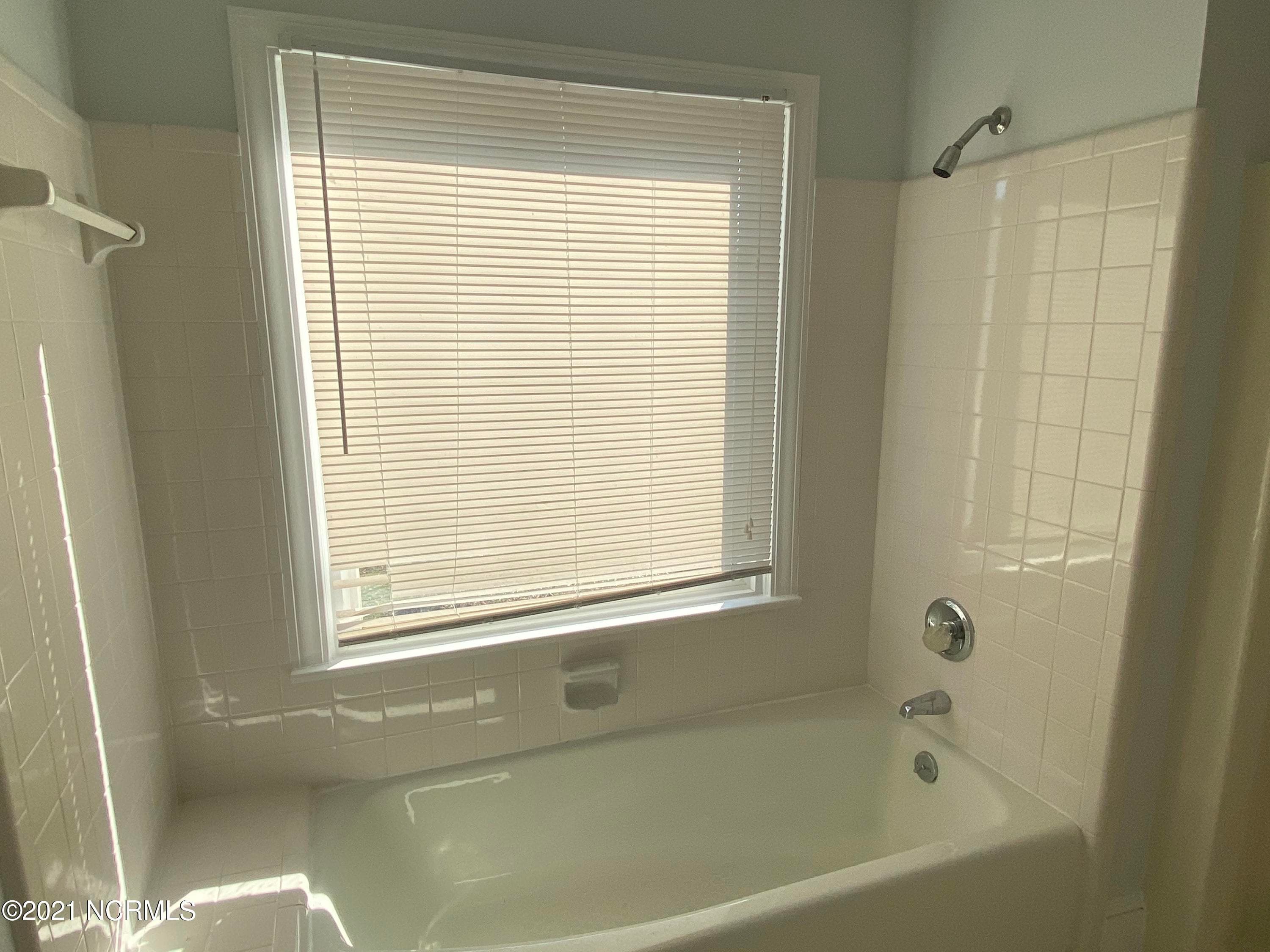 Single Family Residence at 2302 Stirrup Court, Greenville, NC 27858, photo 9 of 11
