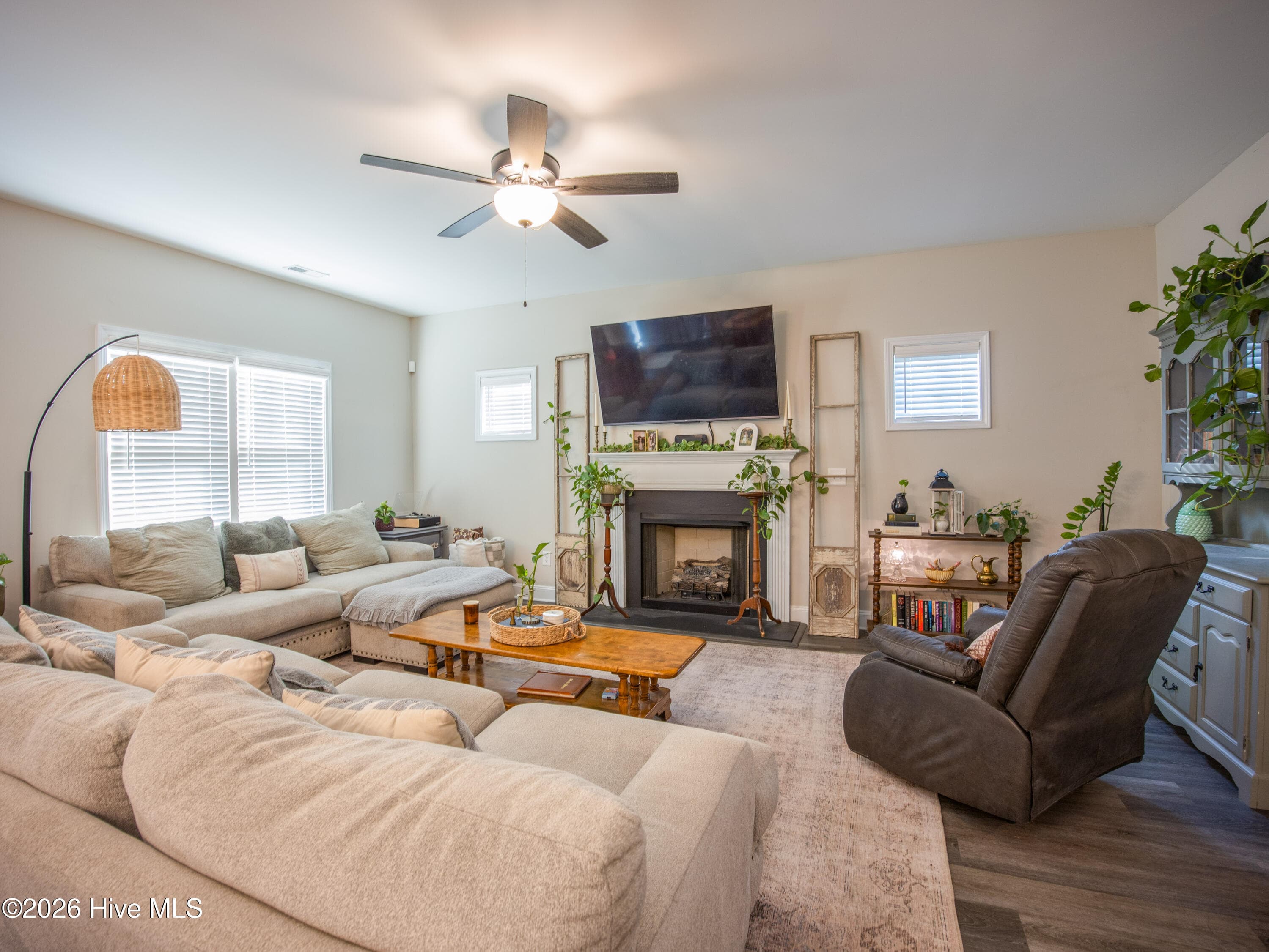 Single Family Residence at 101 Pine Needle Drive, Salemburg, NC 28385, photo 10 of 38