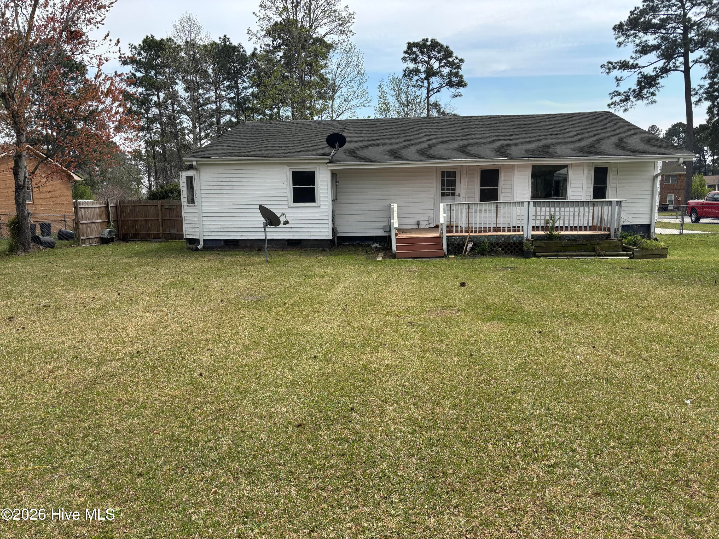 Single Family Residence at 110 Speight Street, Havelock, NC 28532, photo 9 of 59